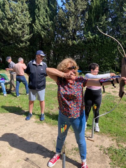 Atelier tir à l'arc avec les femmes à la barre