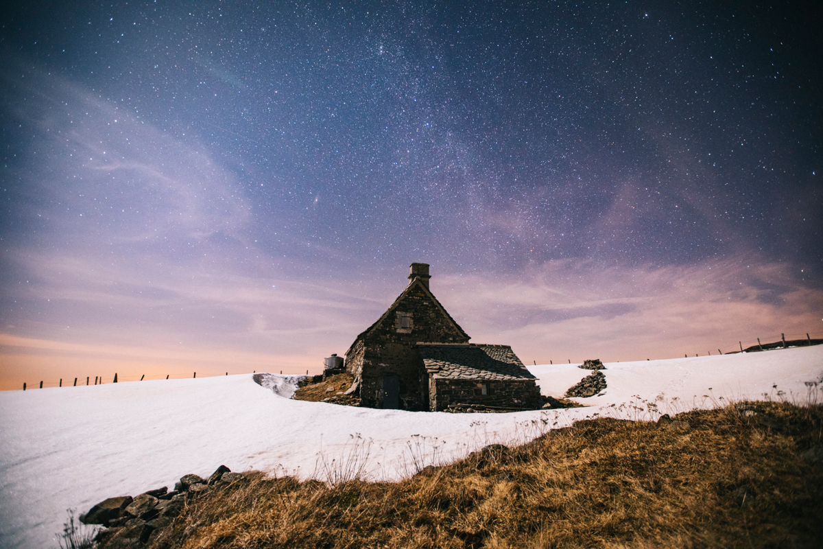 Buron de nuit voie lactee cantal