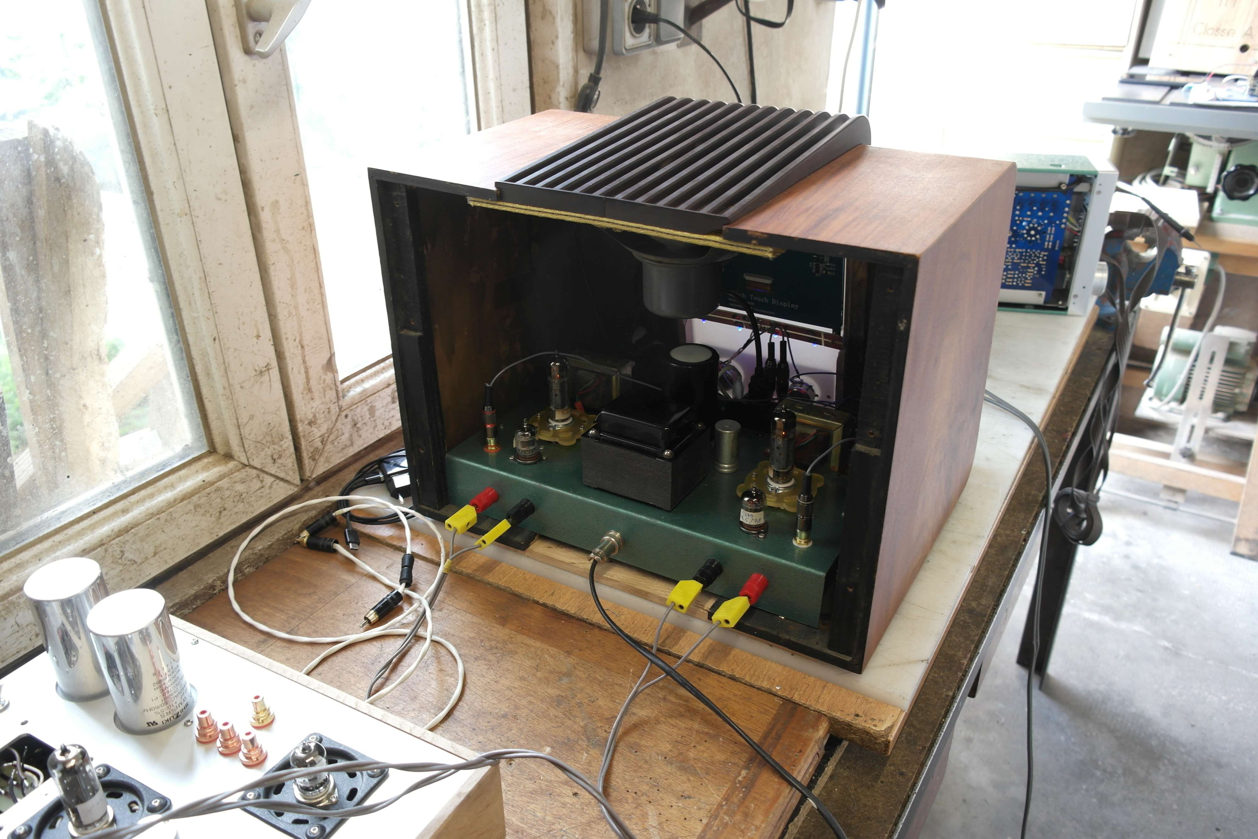 Radio streamer 11 