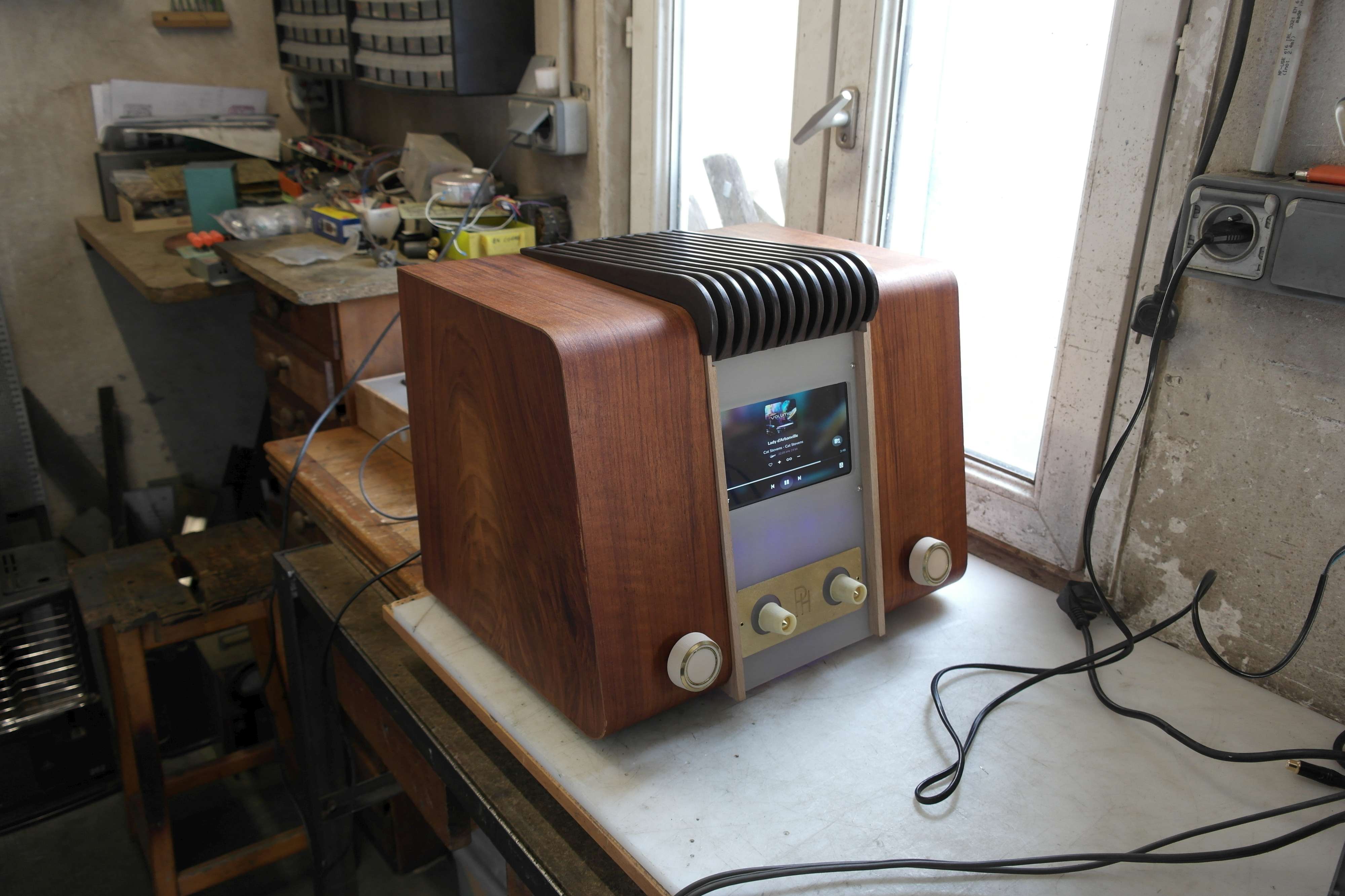Radio streamer 9 