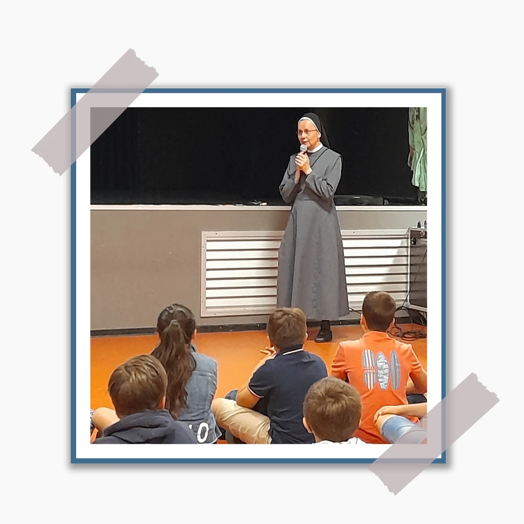 Sr Anne-Véronique Cours Saint-François de Sales-Troyes