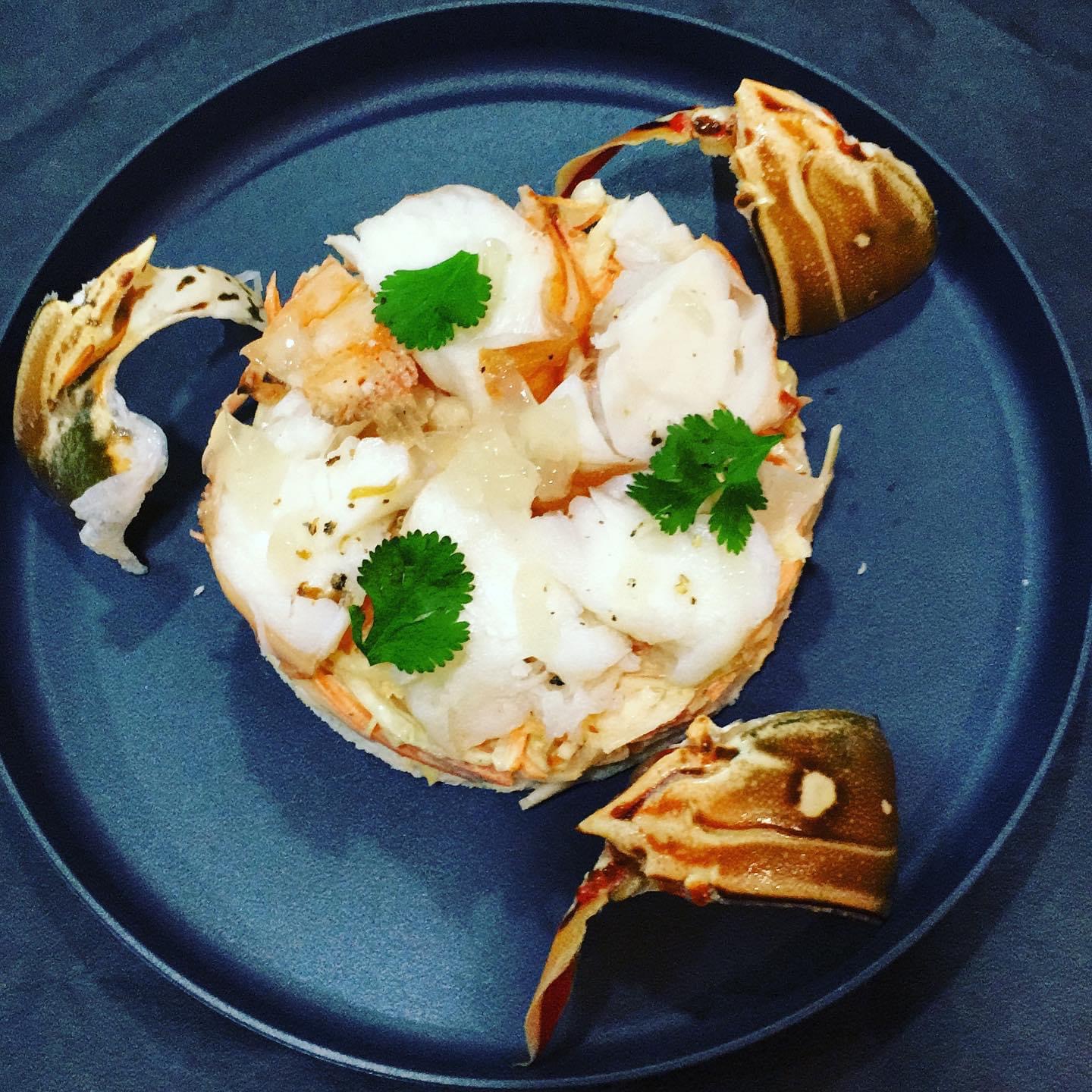 Like-eat-traiteur-bourgoin-jallieu-apero-buffet-anniv-cocktail-dinatoire-verrine-burger-langouste-homard