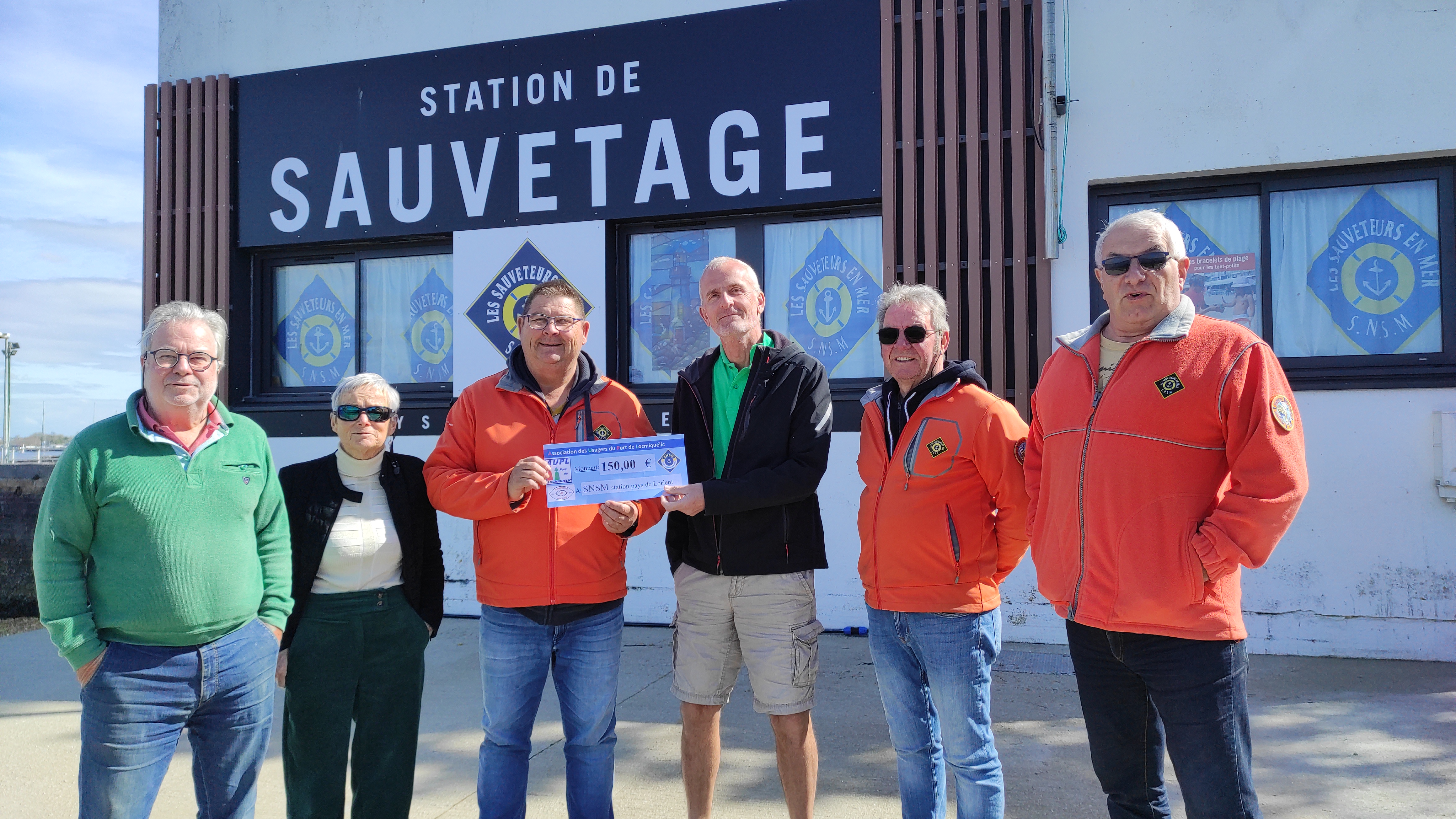 Remise de chèque à la SNSM
