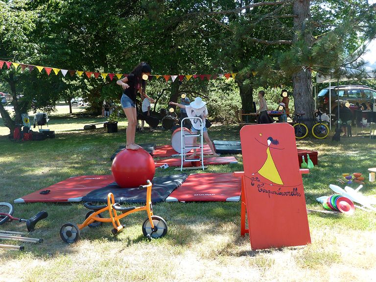 Atelier-cirque cirqueritournelle festivalquartierlibre