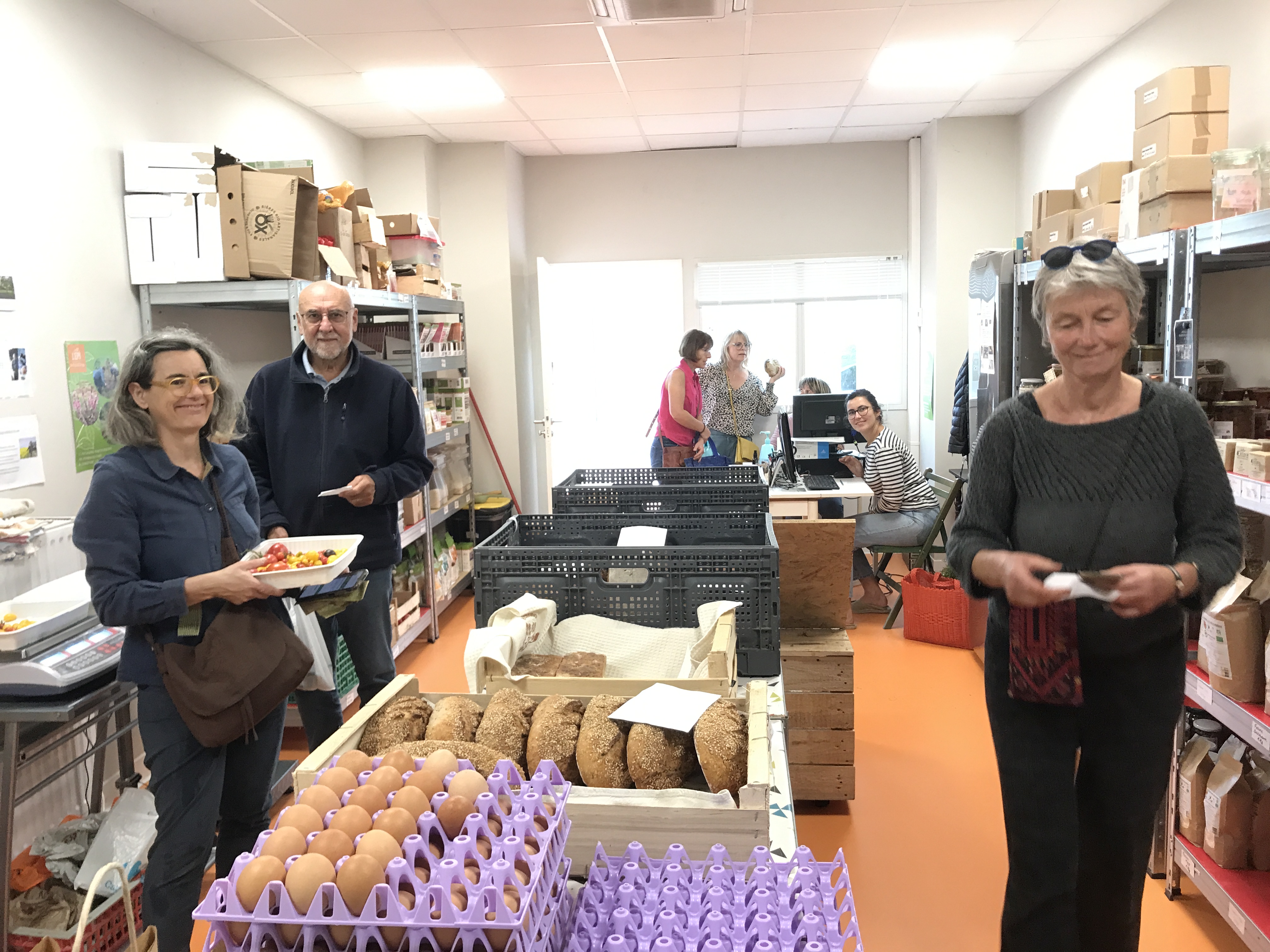 L'épicerie participative de L'Epi du Val d'Orge gérée par les adhérent·es