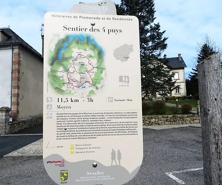 Panneau-rando-sur-voirie edited