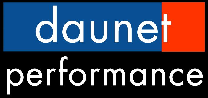 Daunet-Performance-fond-noir