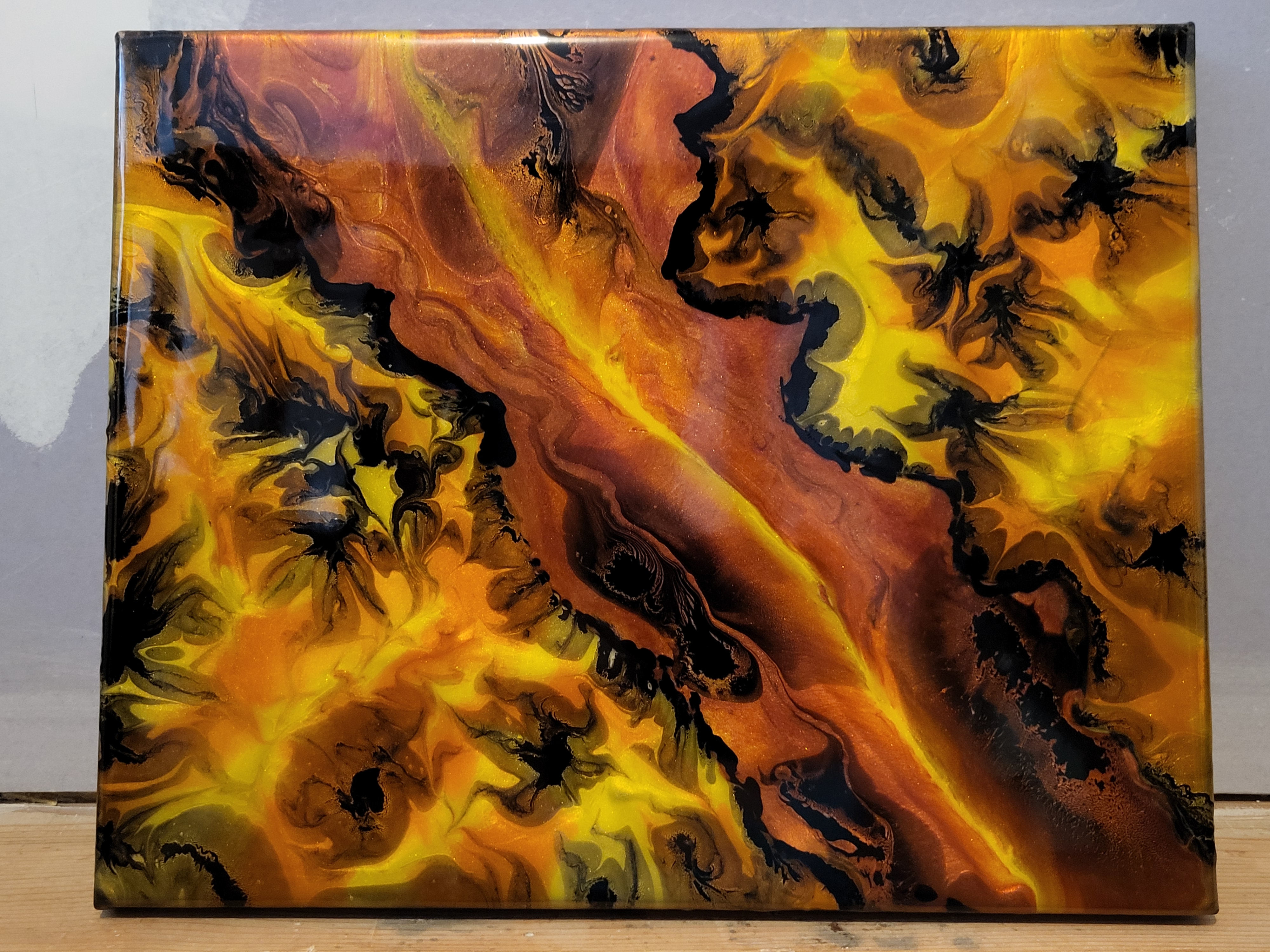 Volcano 41 x 33 05 2024