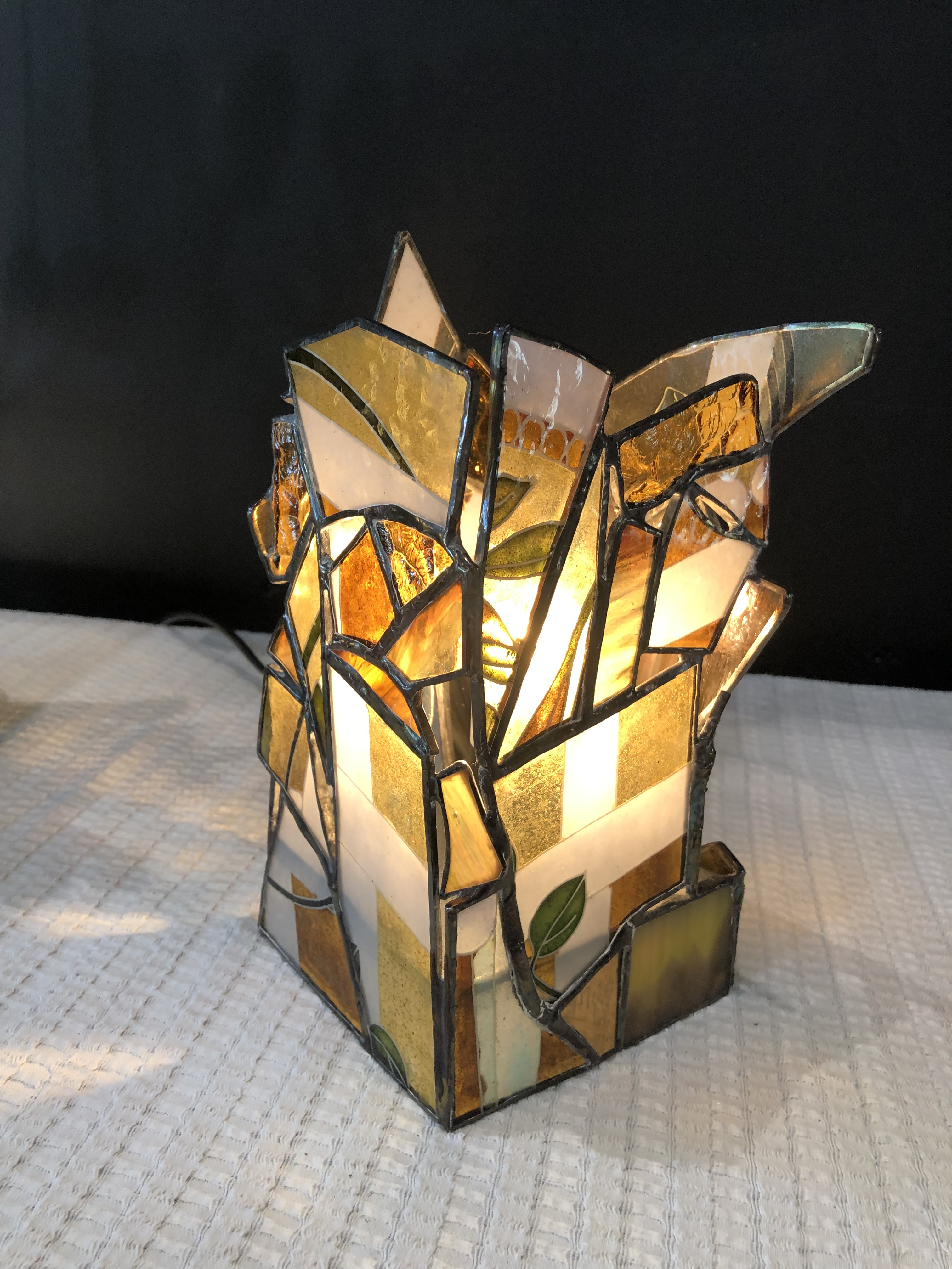 43 lampe polska destructuree la dame de verre montelimar france jpeg