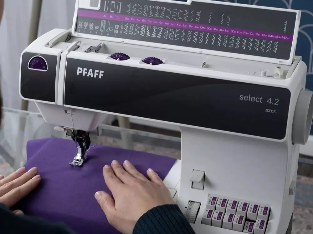 Marque-pfaff-a-tours