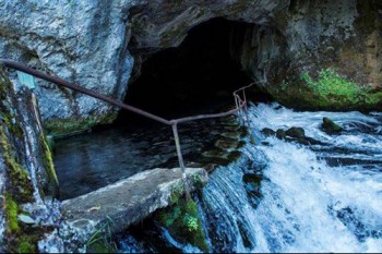 Fontaine-intermittente-de-fontestorbes-350x233