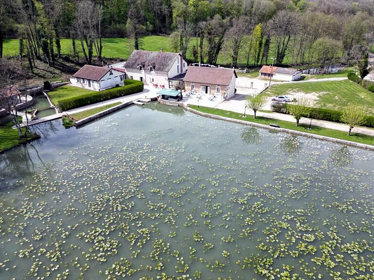 Le seuillon aerial view