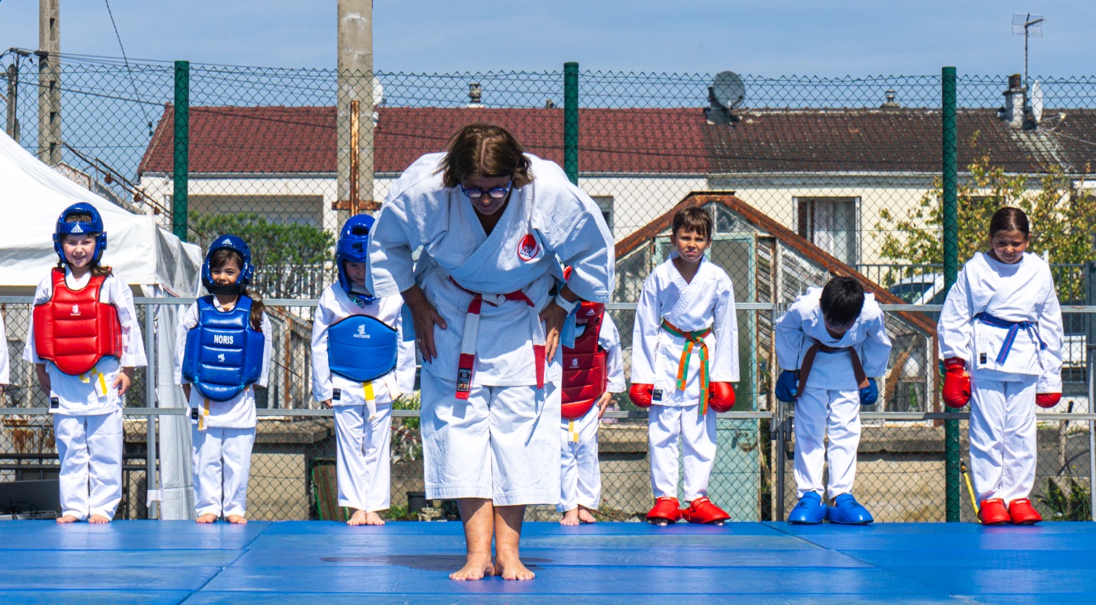 Ad660490 dd37 4cb8 a814 153be7072e2b