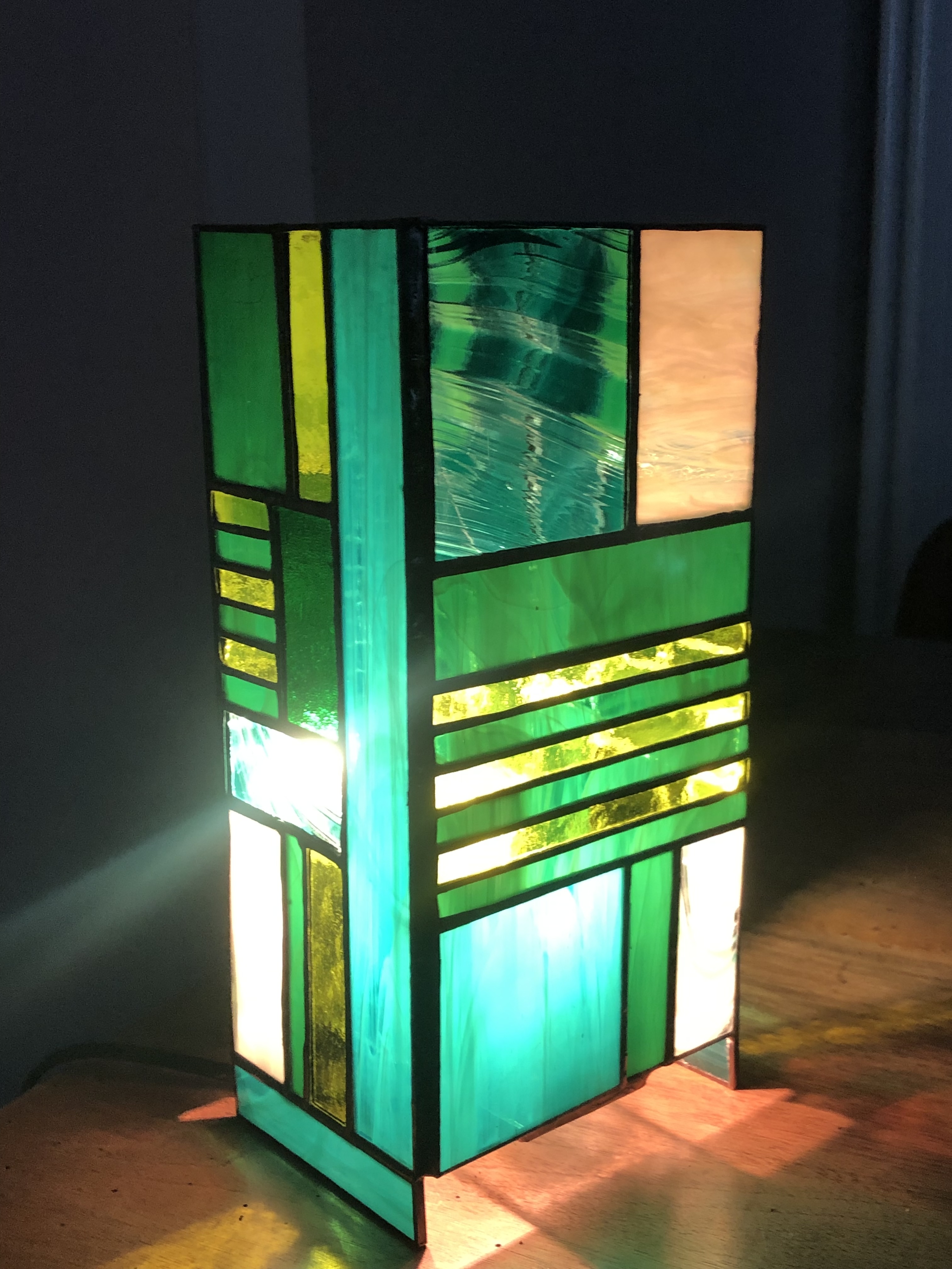 59 ligne verte la dame de verre montelimar france jpeg