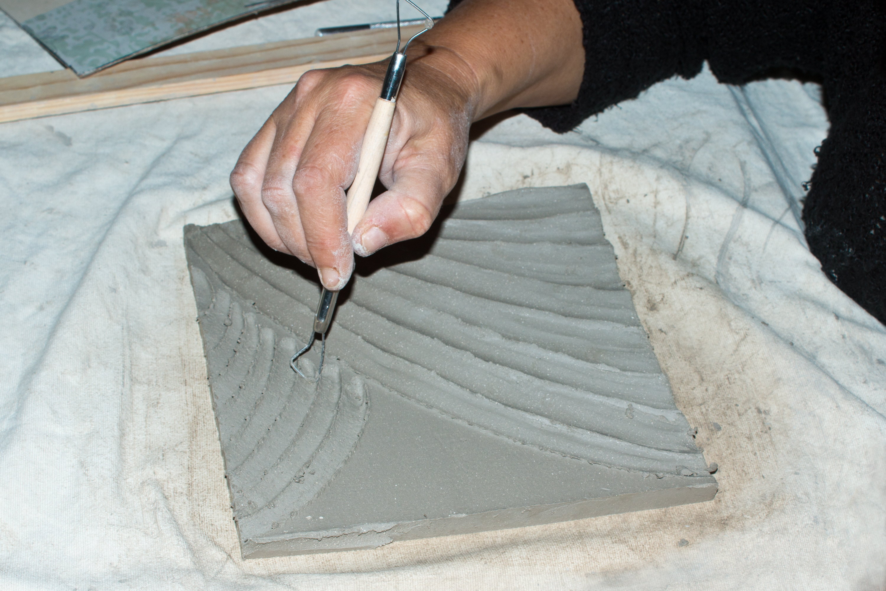 Travail-plaque