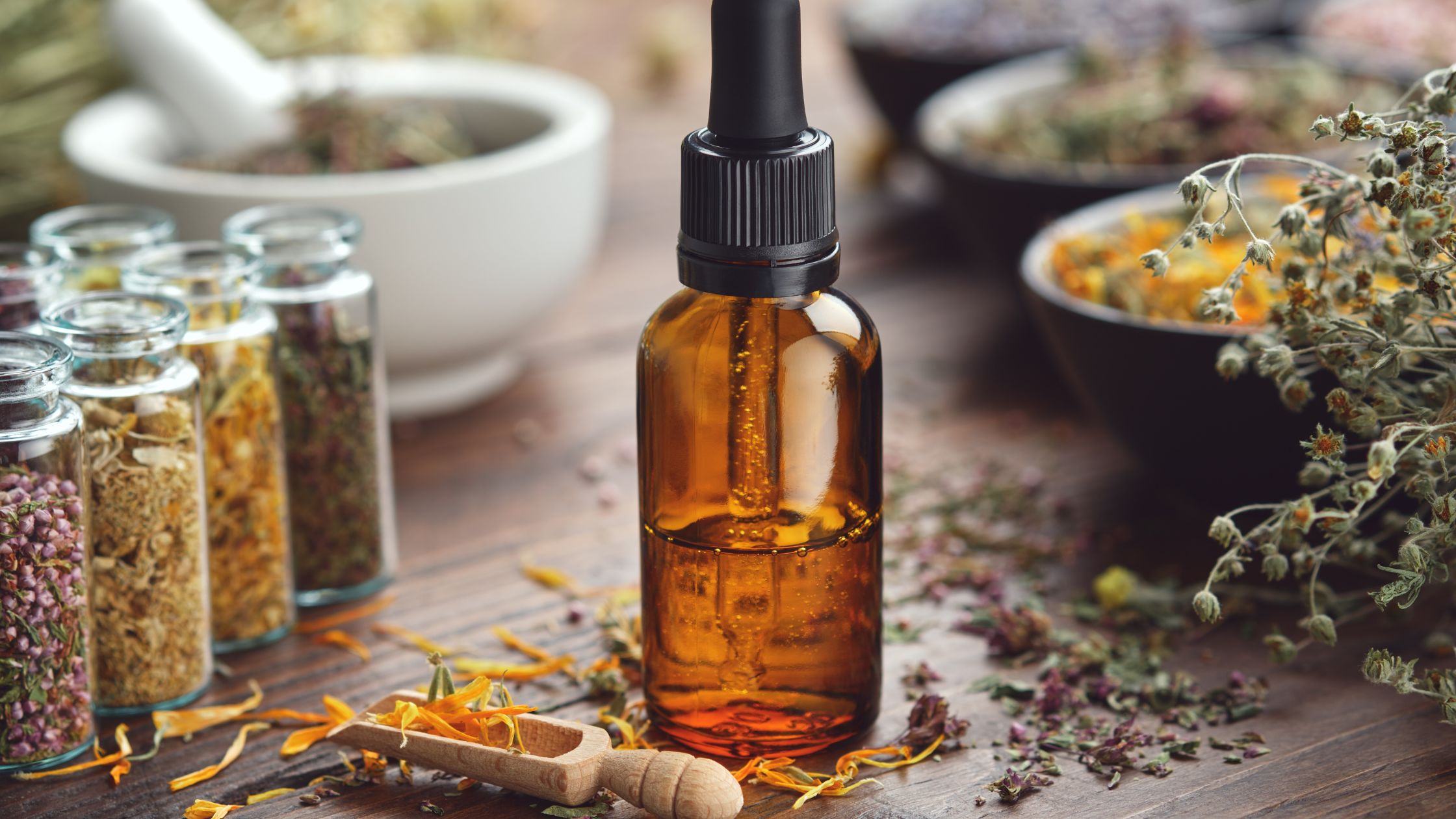 Renforcer son immunité en automne avec les huiles essentielles