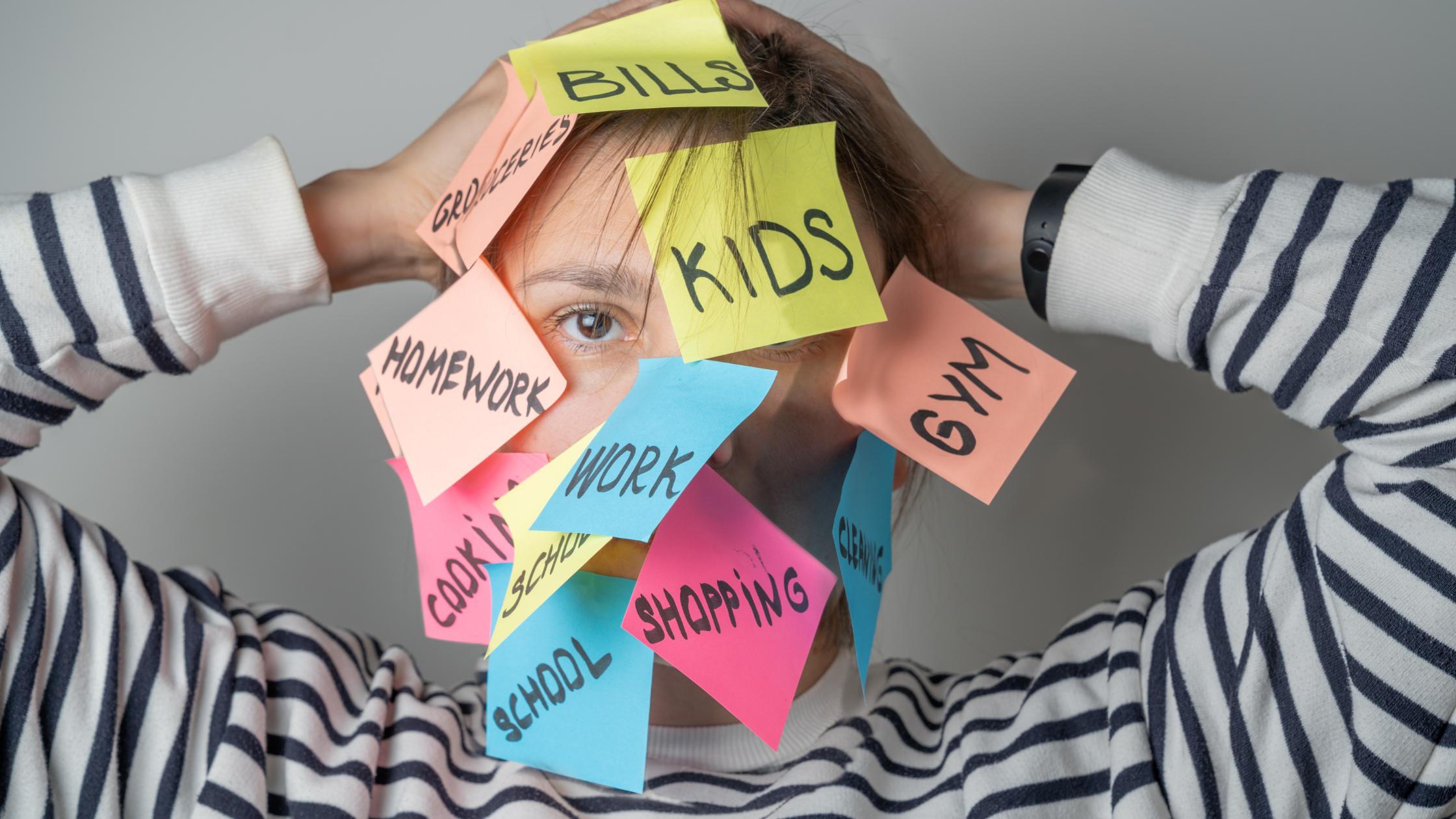 Comment alléger la charge mentale des mamans : conseils pratiques pour le quotidien