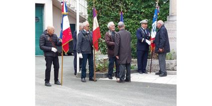 Les porte drapeaux sont remercies photo elisabeth moschietto 1728149513