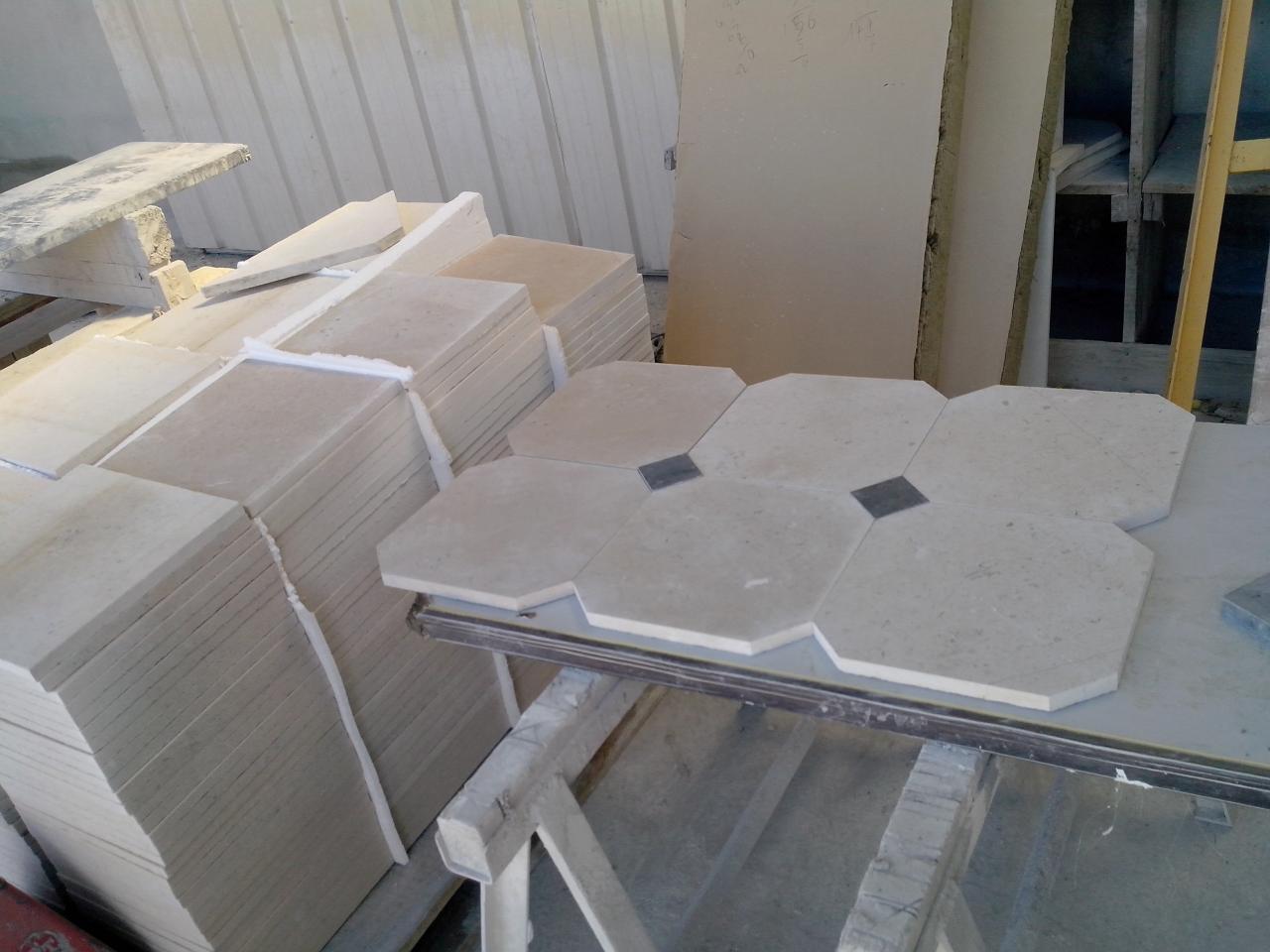 Carrelage en pierre sur mesure