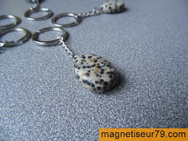 Porte-Cle-Jaspe-Dalmatien-640x480-
