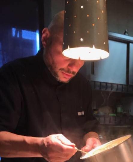 Like-at-by-francis-vera-traiteur-plats-a-emporter-dejeuner-travail-apero-cocktail-bourgoin-jallieu-livraison-gastronomique-