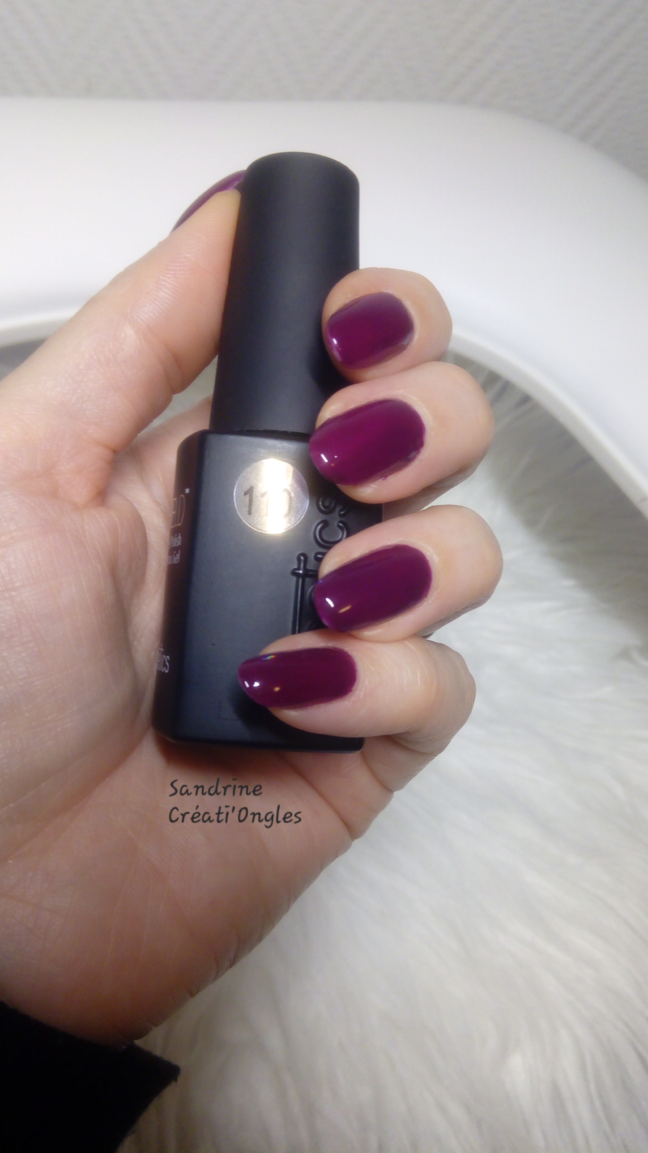 couleur "Mulberry"