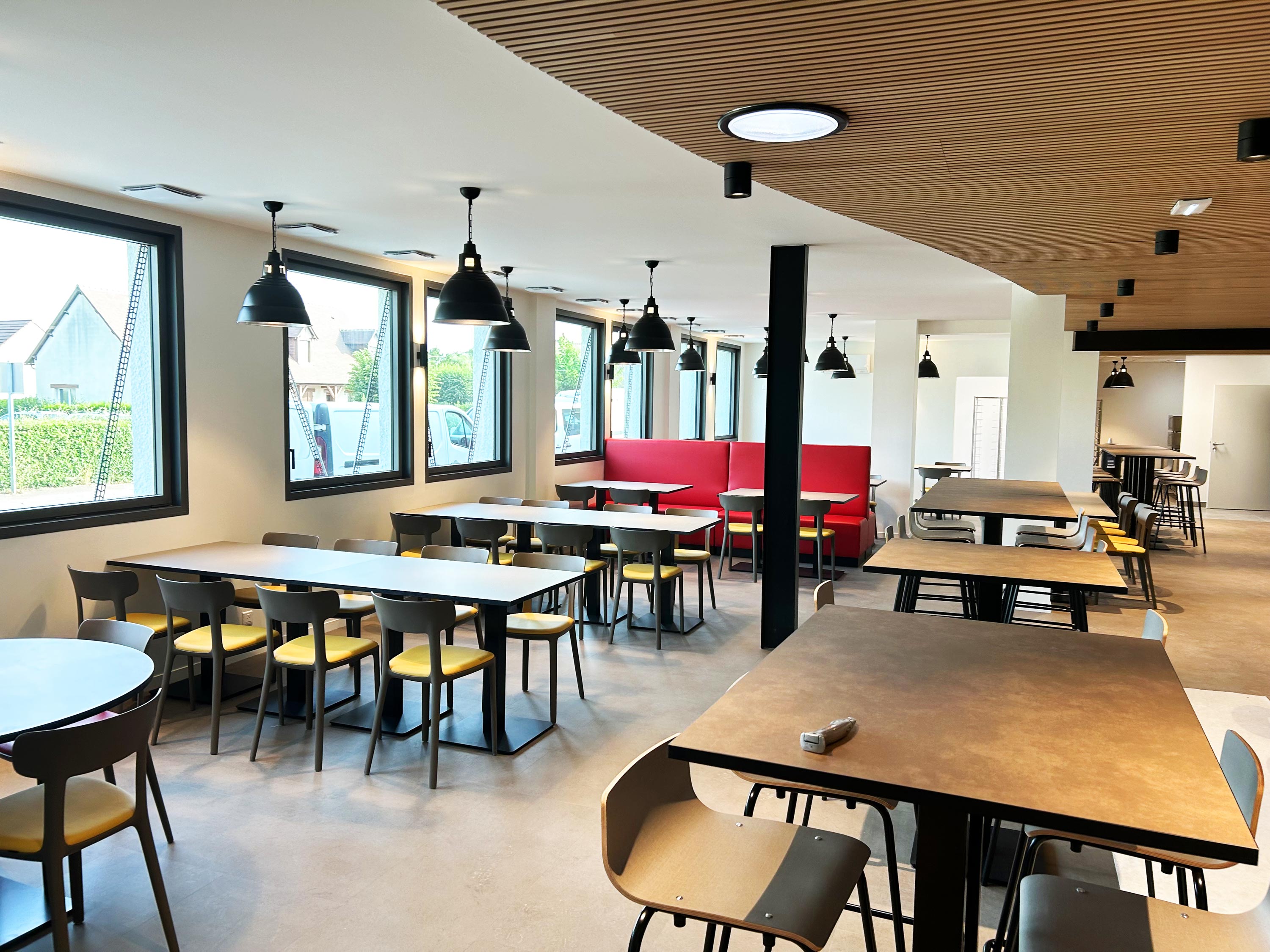 Fleg realisations goyer restaurant entreprise2