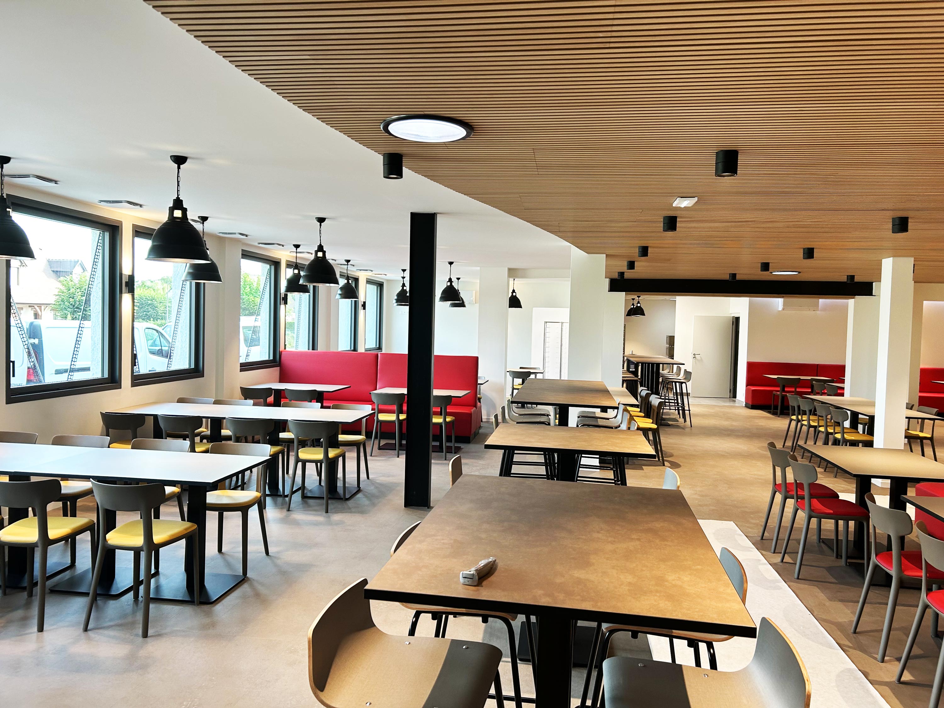 Fleg realisations goyer restaurant entreprise