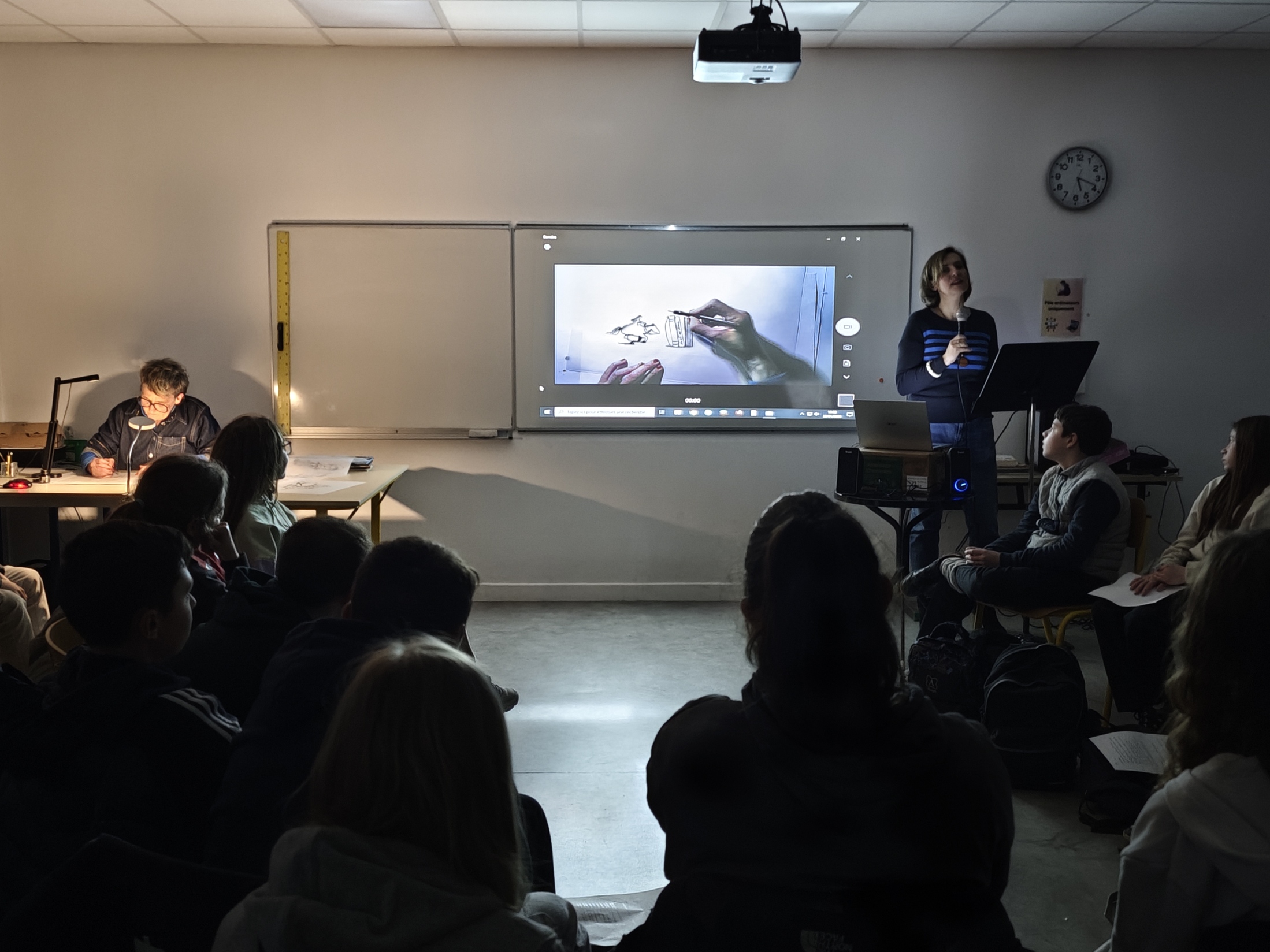 Voyage dans le temps et lecture dessinée au collège George Sand !