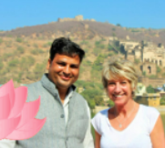 Car-with-driver-north-india-danielle-et-bharat-