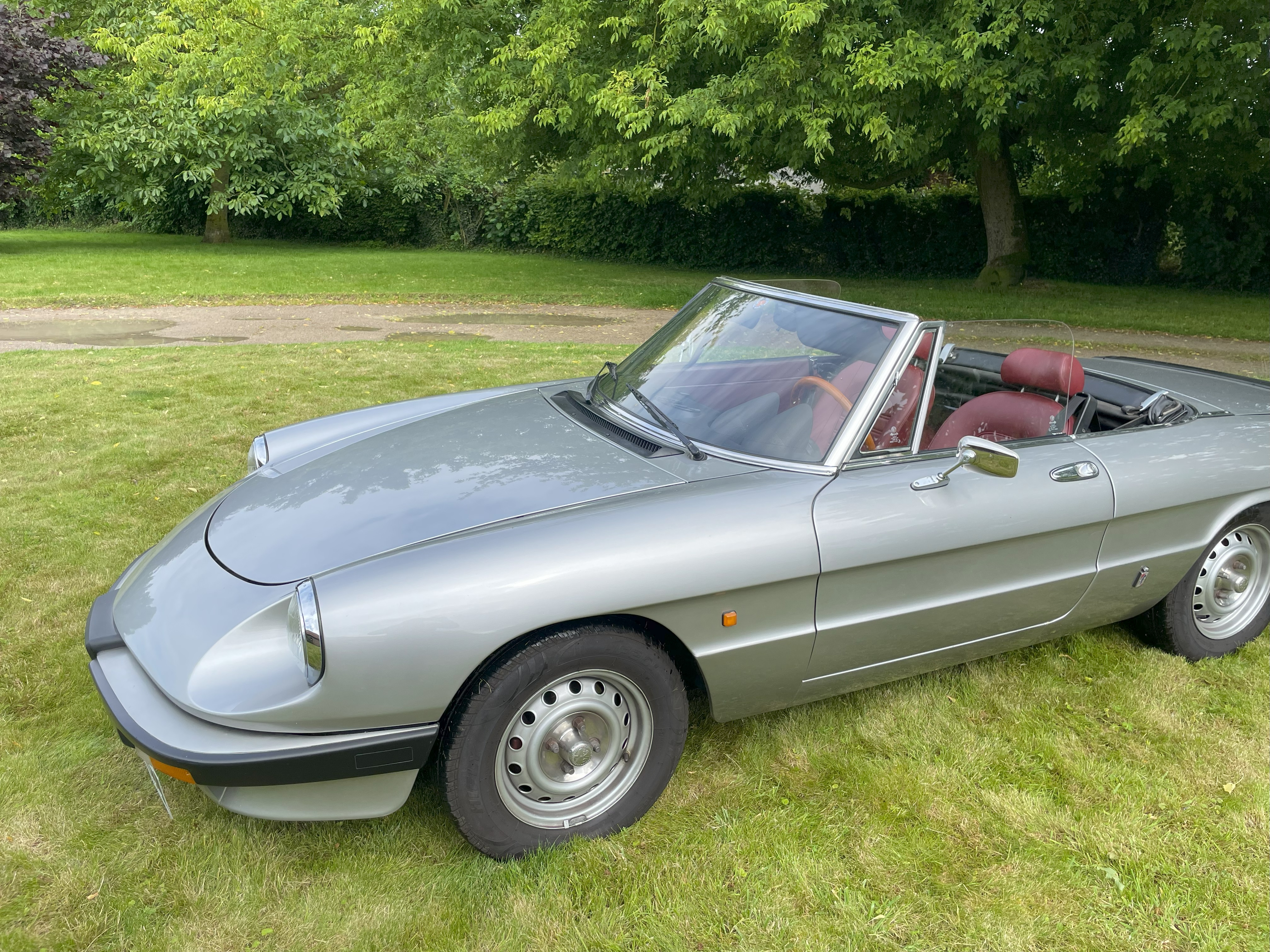 Alfa-Romeo-Spider