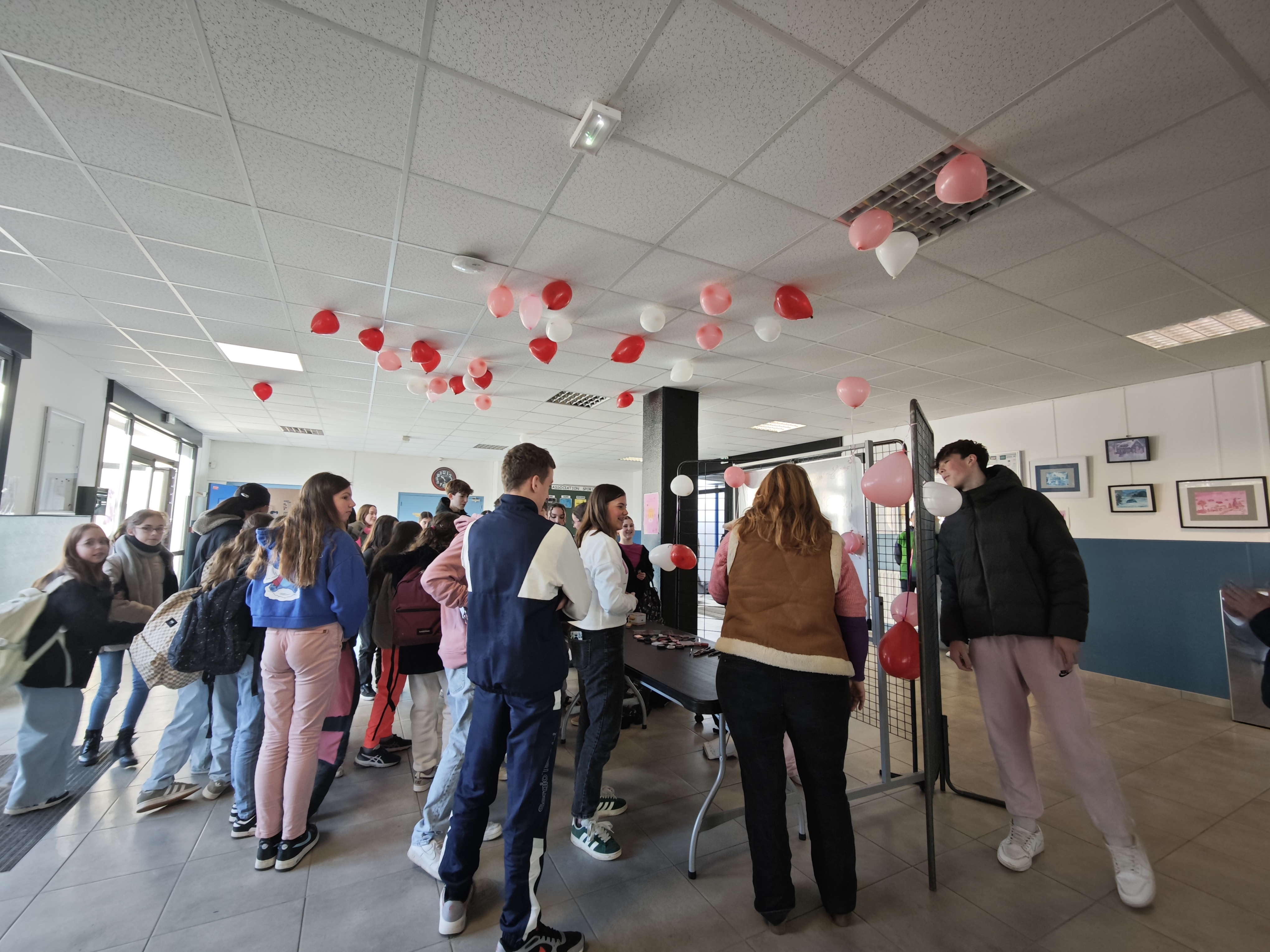 Journée Rose : une vague de solidarité au collège George Sand !