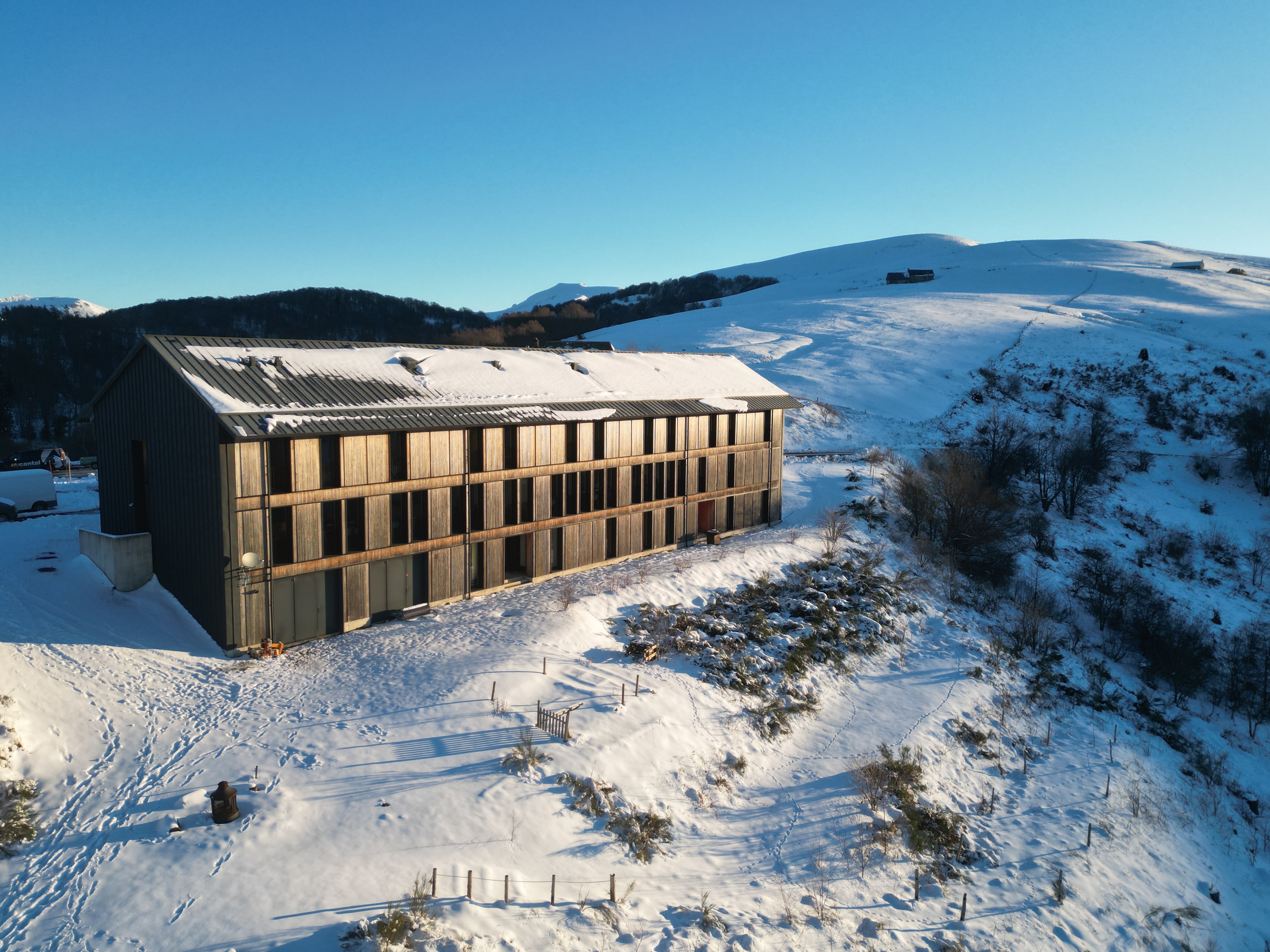 domaine skiable col de légal salers cantal 