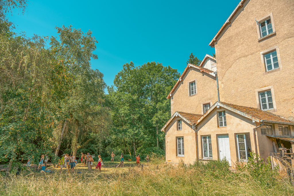 Exte rieur 2 moulin d abondance