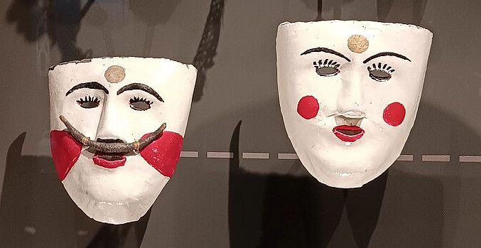 "Les traditions de carnaval les plus colorées de Grèce en images"