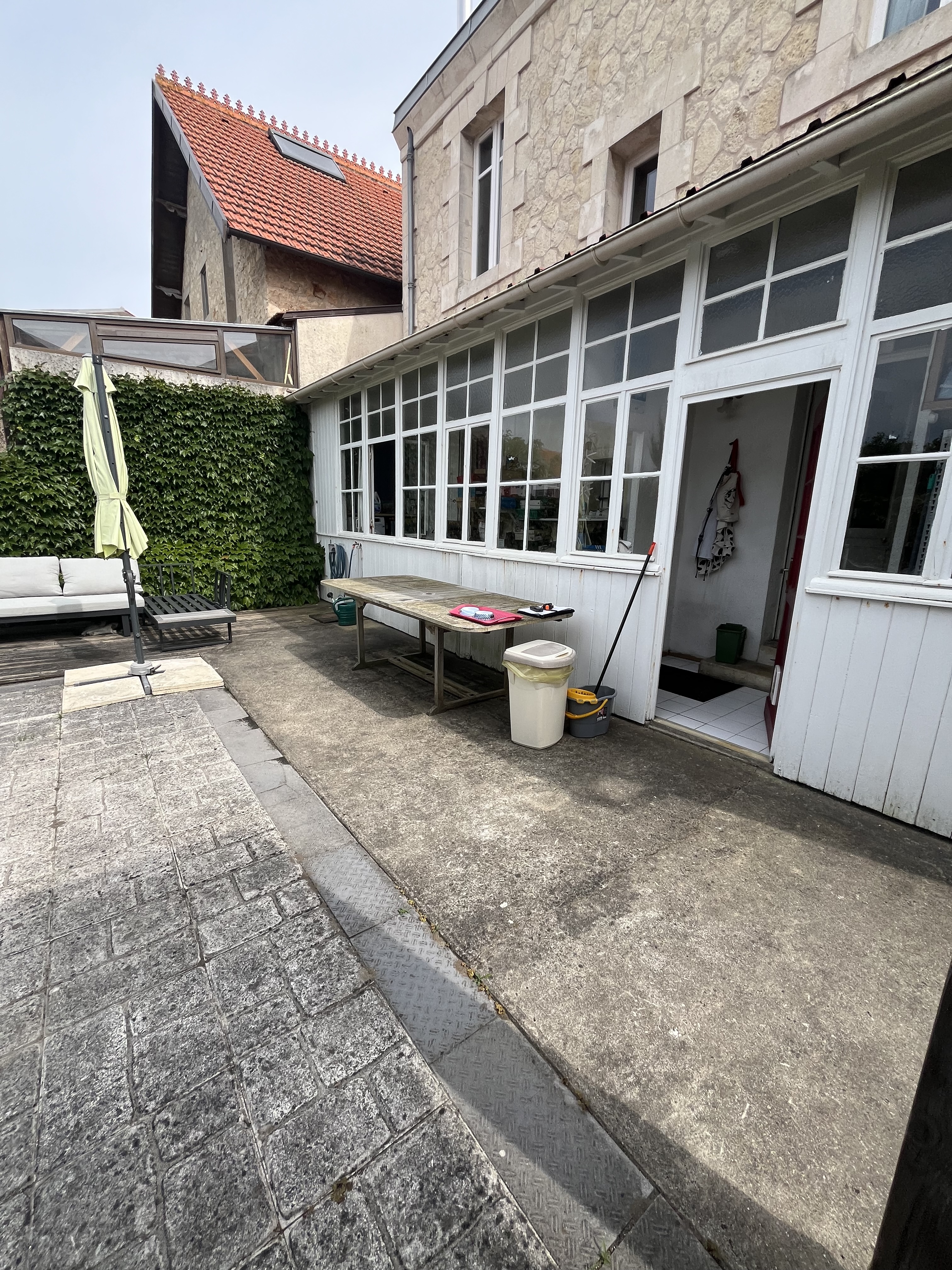 buanderie et espace de stockage à rénover la rochelle