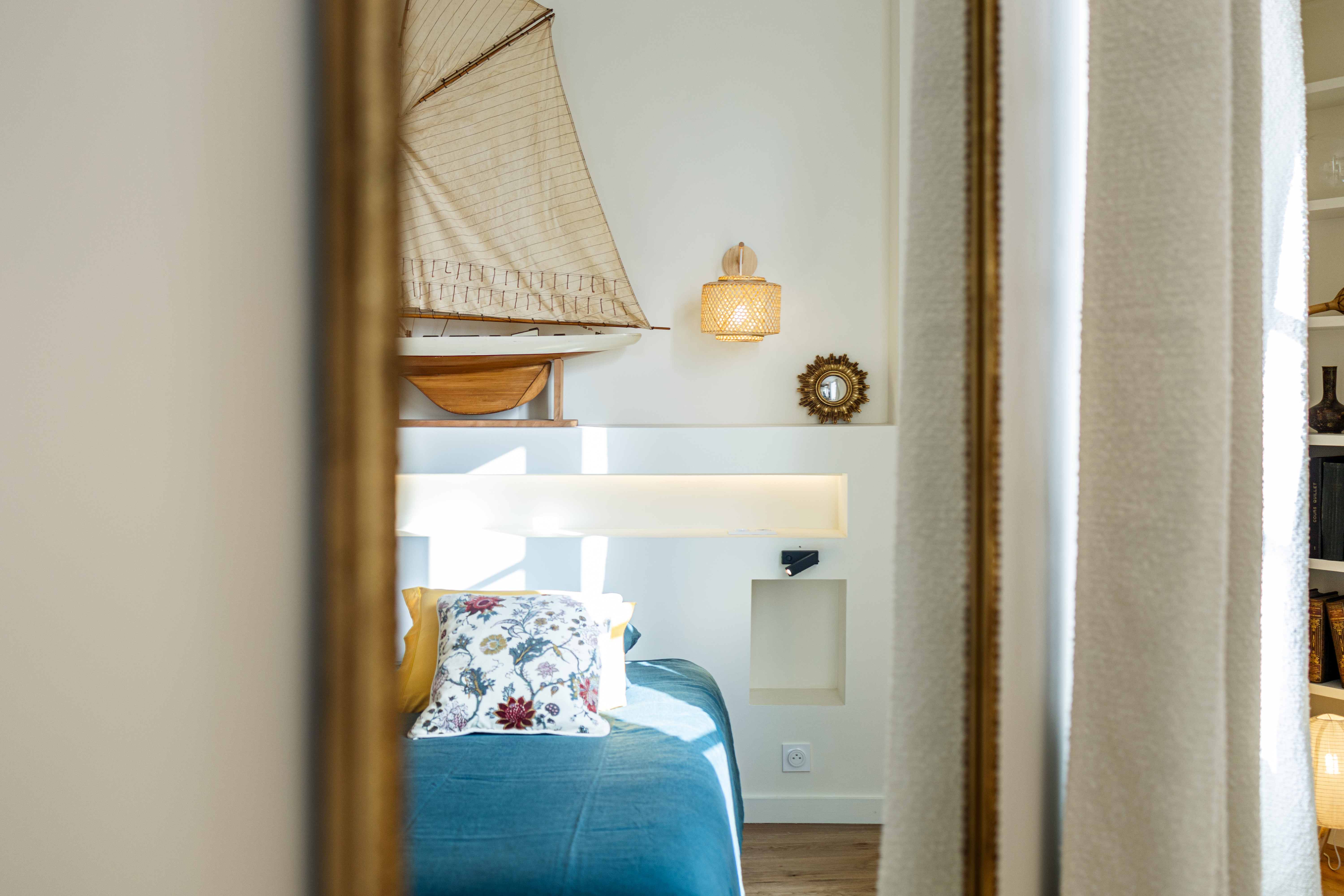 décoration style marin contemporain dans une chambre
