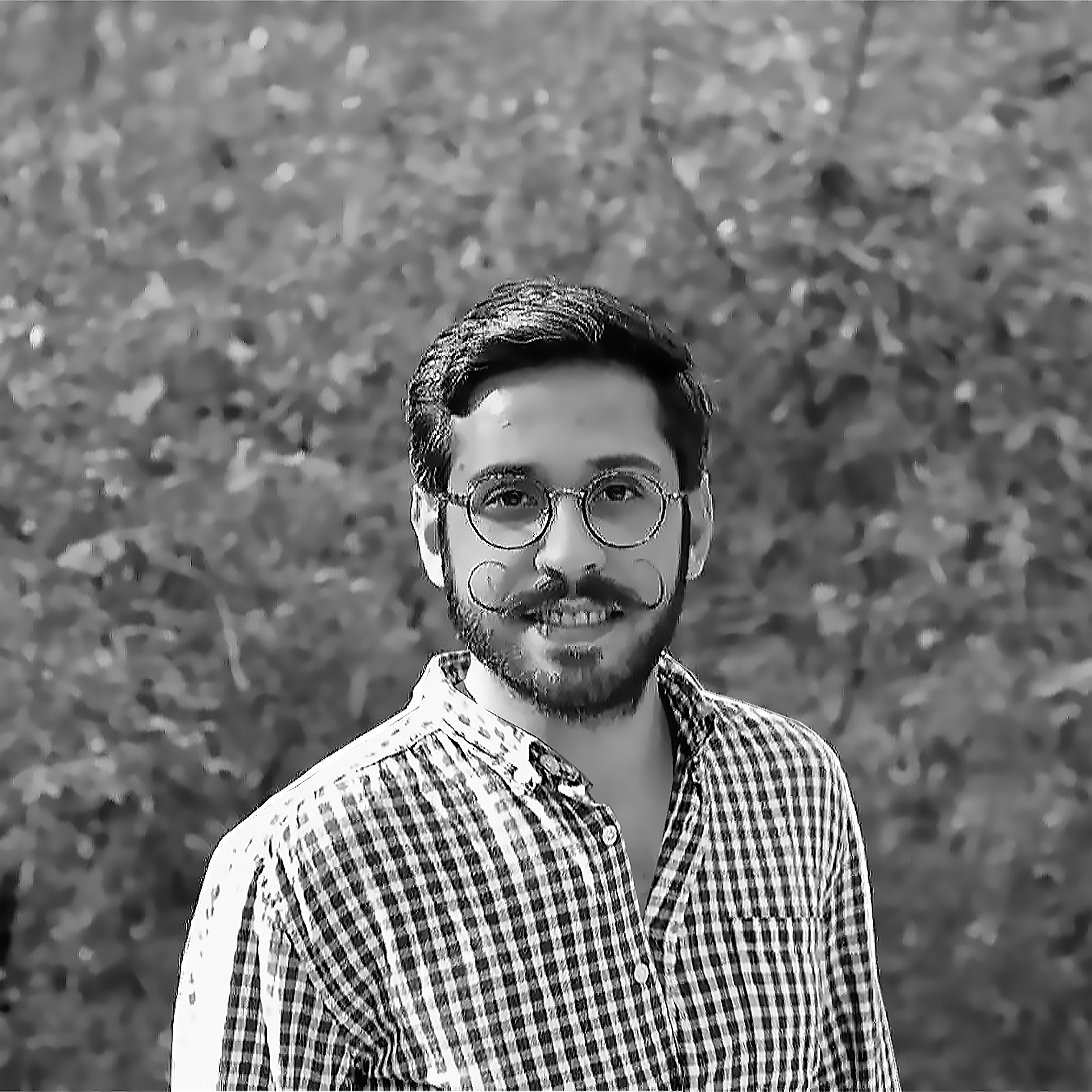 Photo-LB-02-bw