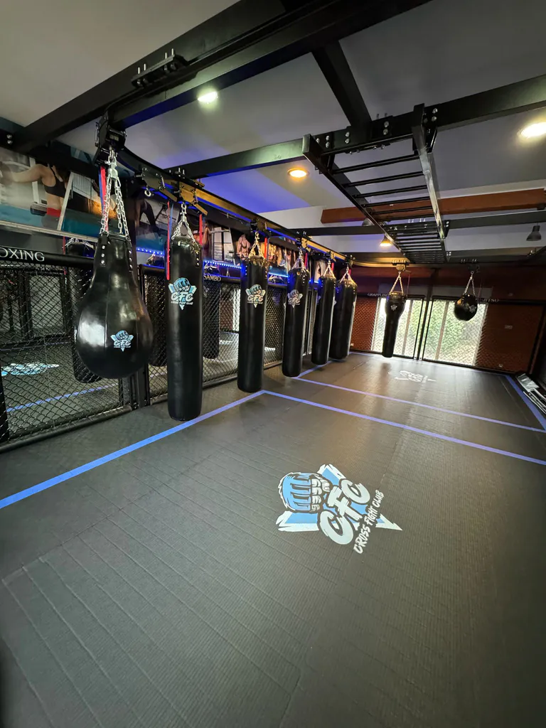 Table Mma Club MMA JJB pas cher Marseille 13e La Rose Allauch Adulte Ado