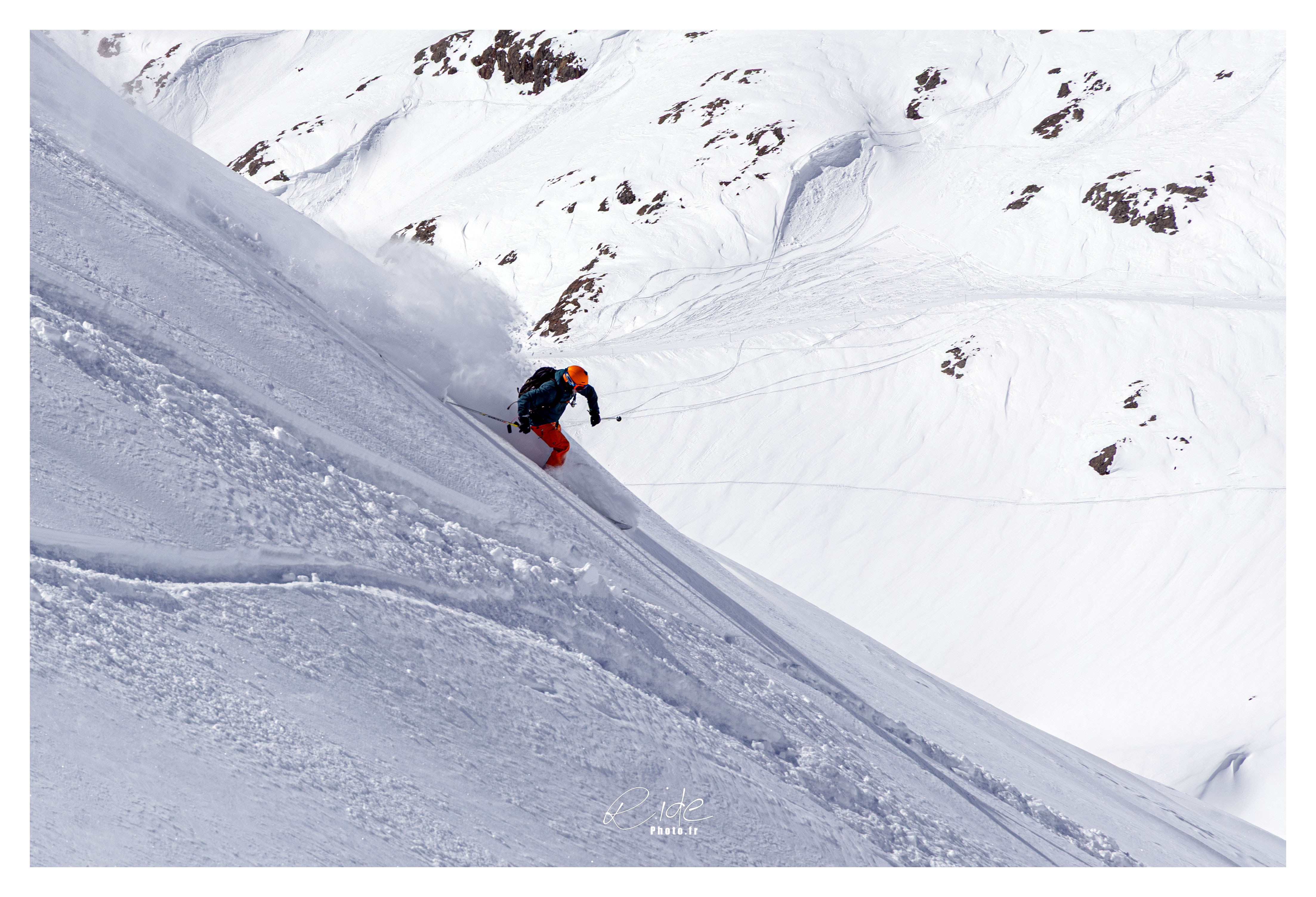 20250322 skieur seul depart virage piste refuge caf jipi3337 cr cb cc