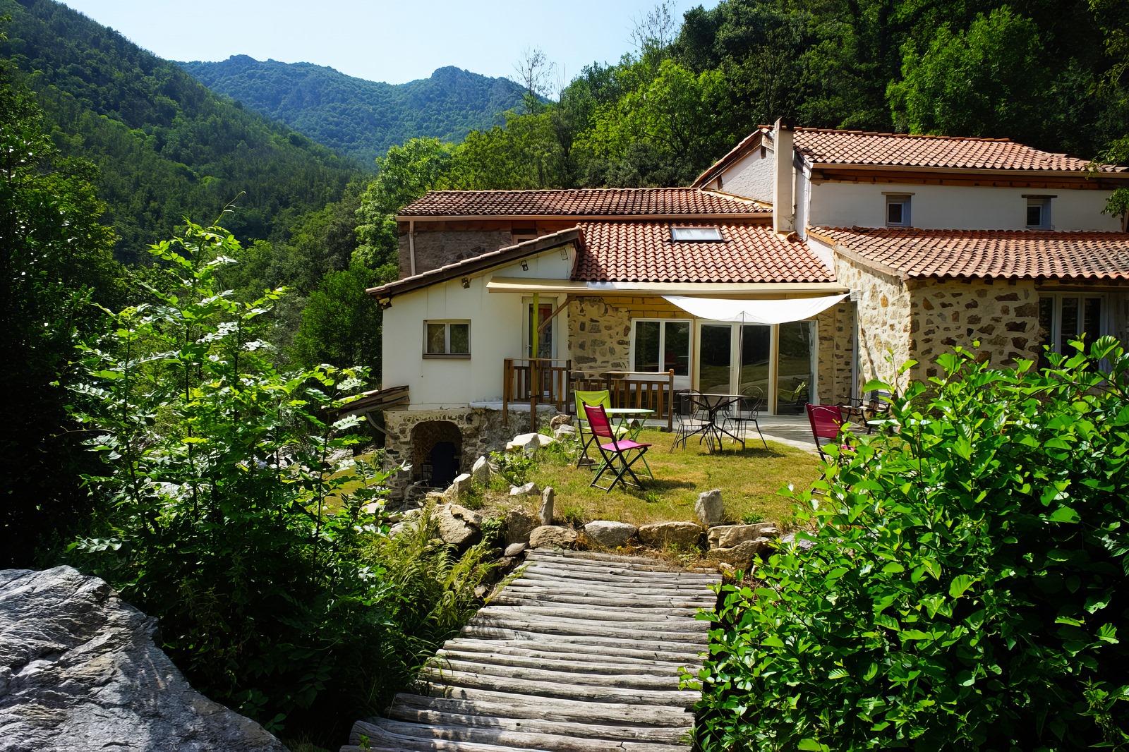 WhatsApp-Image-2025-03-28-at-16-48-48-3-