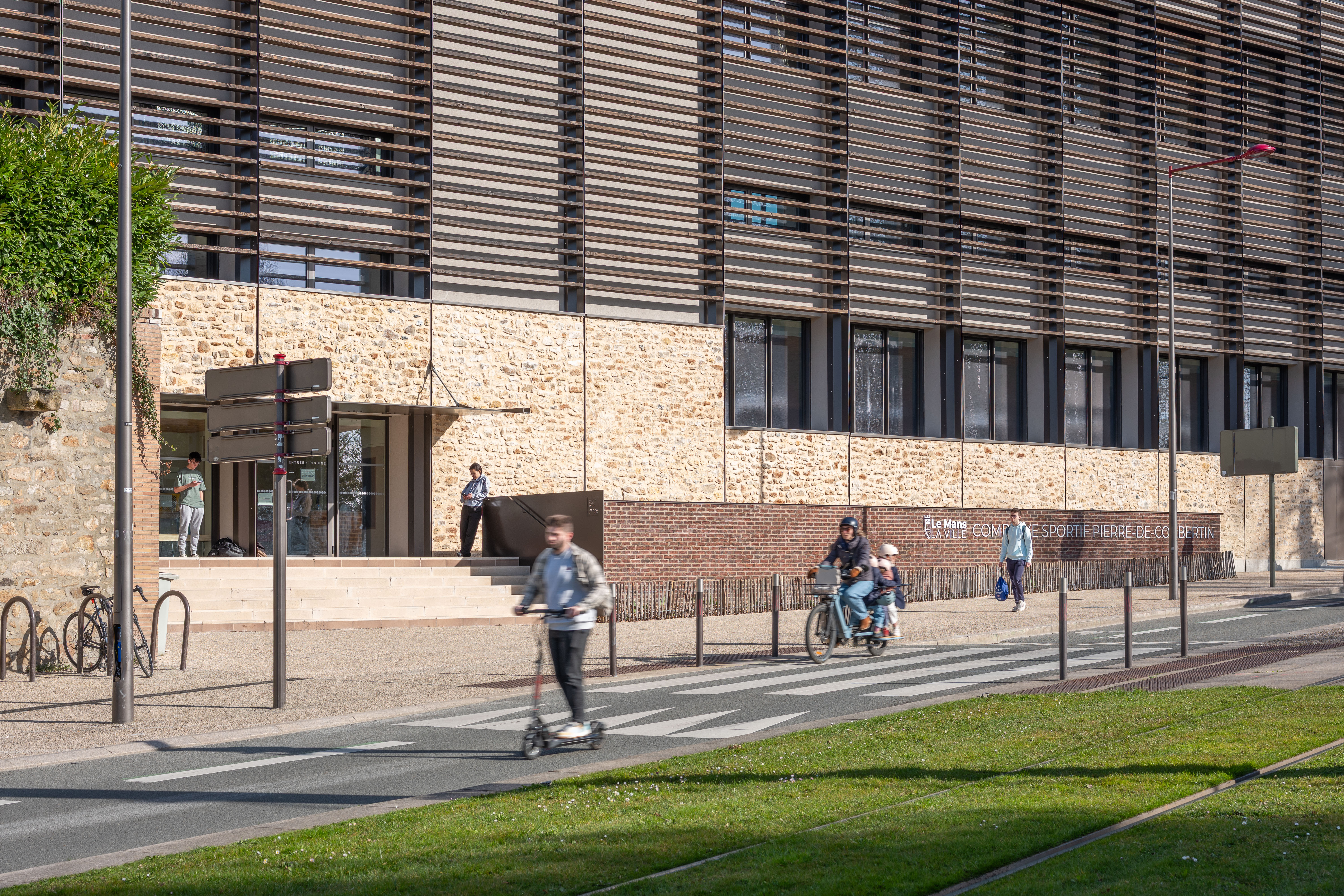 Complexe sportif de coubertin agence beaudouin engel bellisai architectes photo jf molliere 32