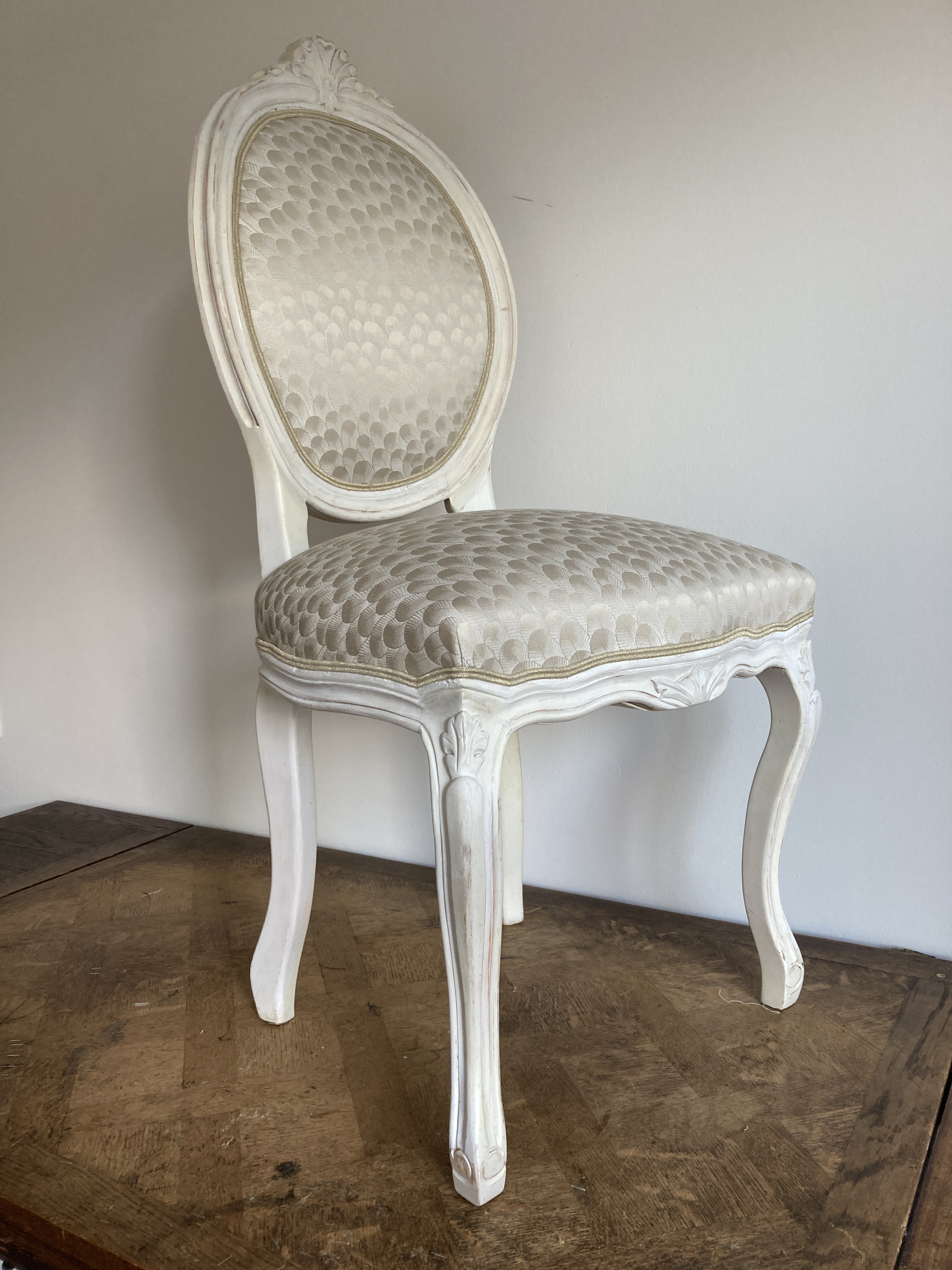 Atelier les renaissances tapissier decorateur relooking meuble restauration fauteuil refection chaise tapissier saint medard en jalles tapissier lacanau tapissier bordeaux tapissier merignac confection rideaux