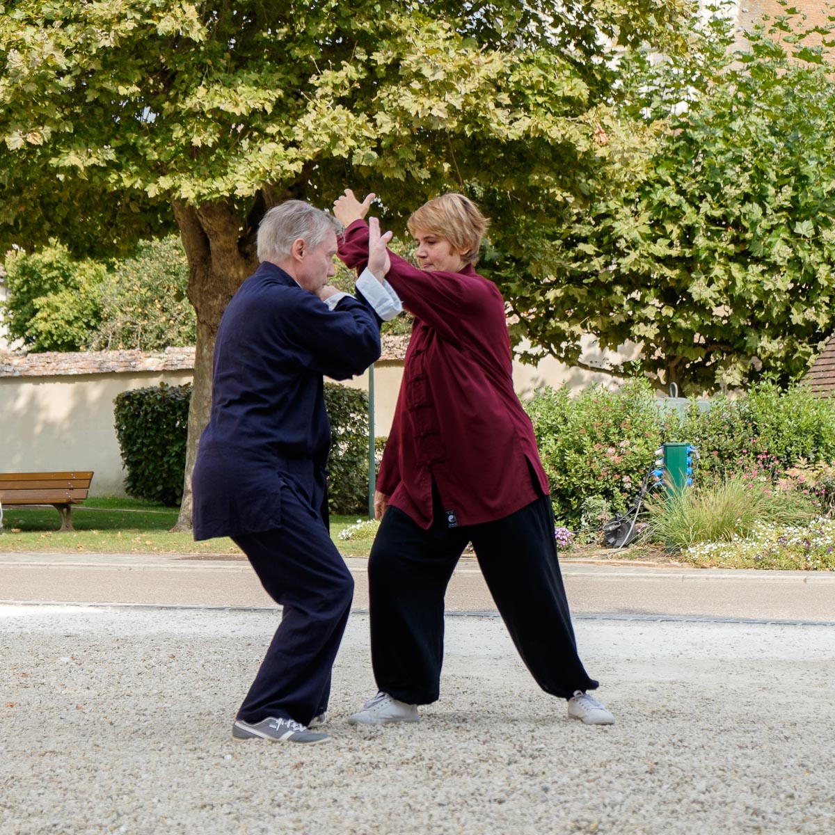 Tai chi chuan travail a deux bois de bambou bourg les valence