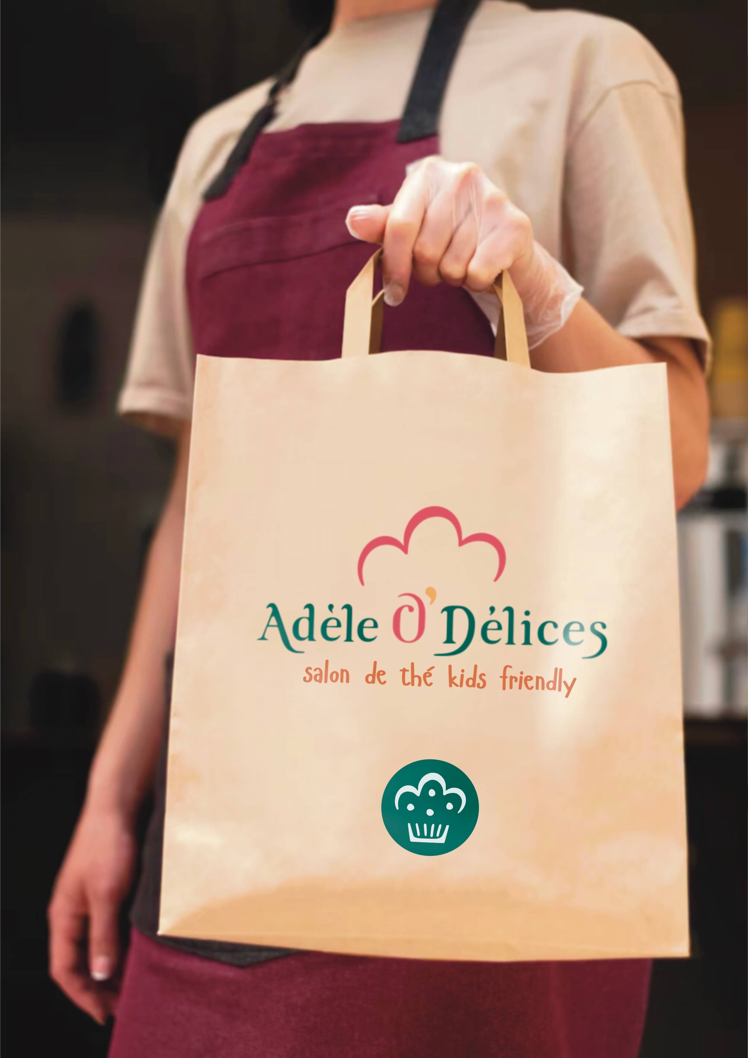 Mock up pour un logo sur un sac kraft, par Camille F créations, pour un restaurant / salon de thé kid firendly à Maintenon en Eure-et-Loir (28)