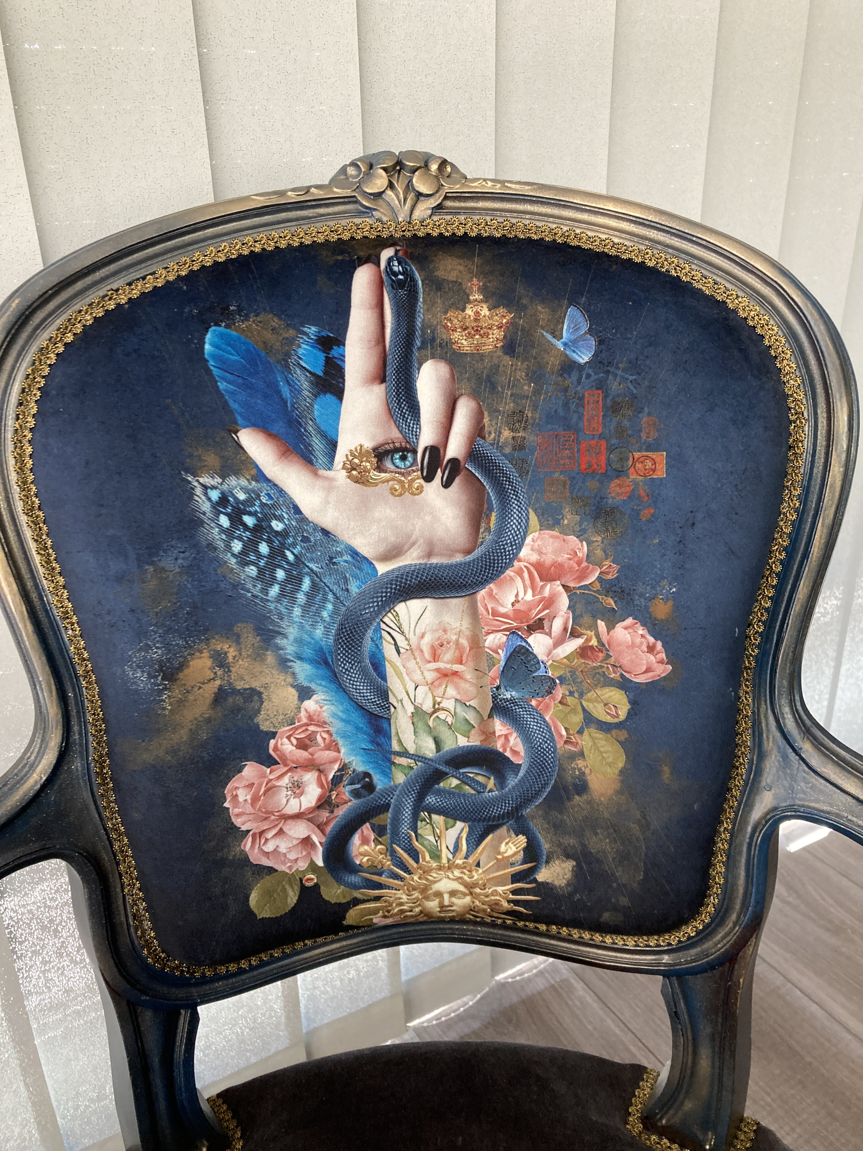 Refection fauteuil cabriolet tapissier decorateur bordeaux saint medard en jalles merignac castelnau de medoc eysines le taillan medoc le bouscat le haillan atelier les renaissances saint aubin de medoc