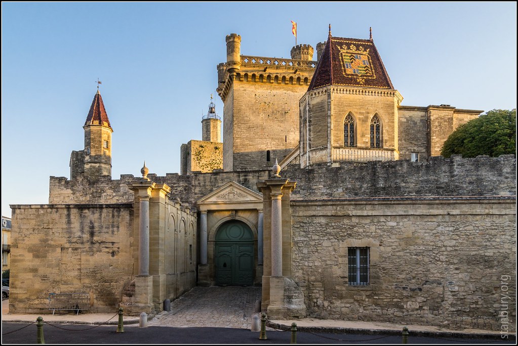 Duche-d-uzes-chateau
