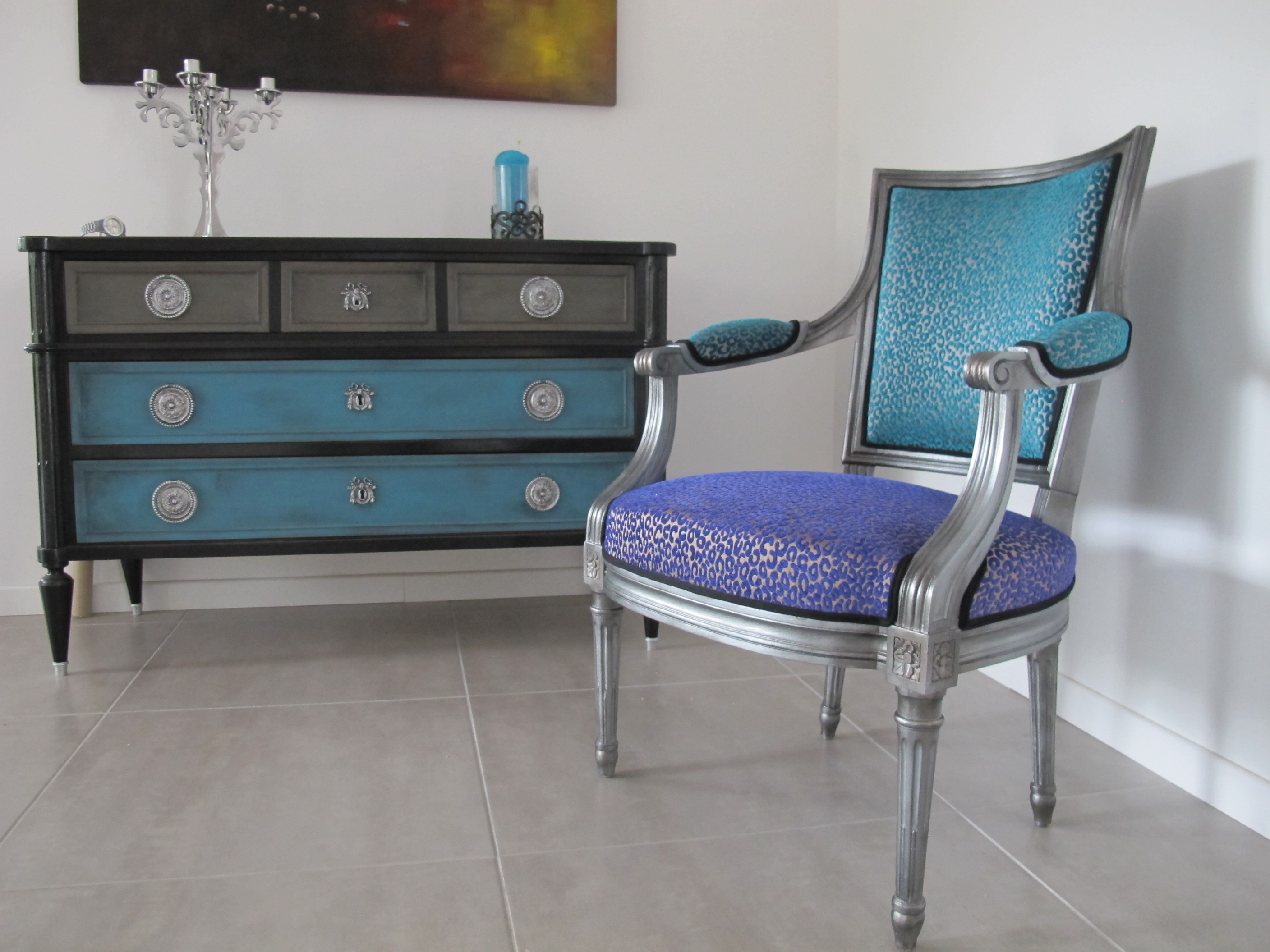Refection restauration relooking fauteuil chaise canape meuble cabriolet 9 tapissier decorateur bordeaux saint medard en jalles atelier les renaissances