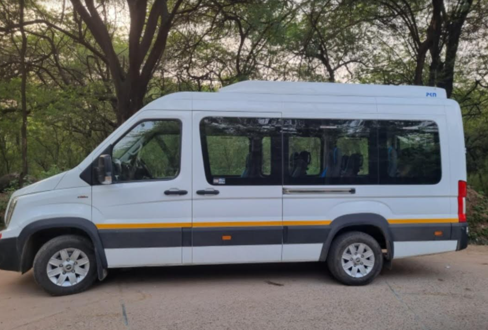 Minivan-1