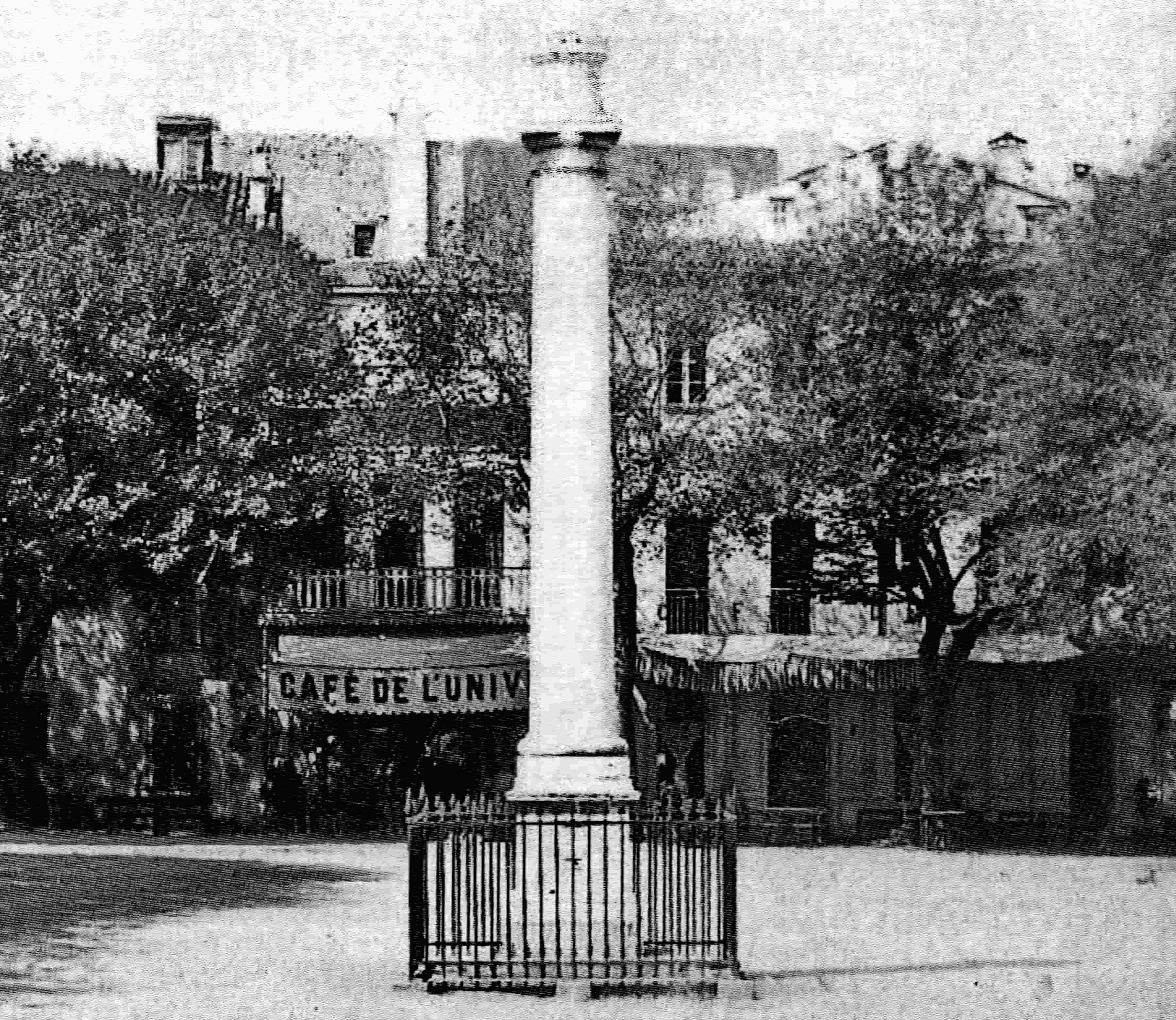 Nationale-place-la-colonne